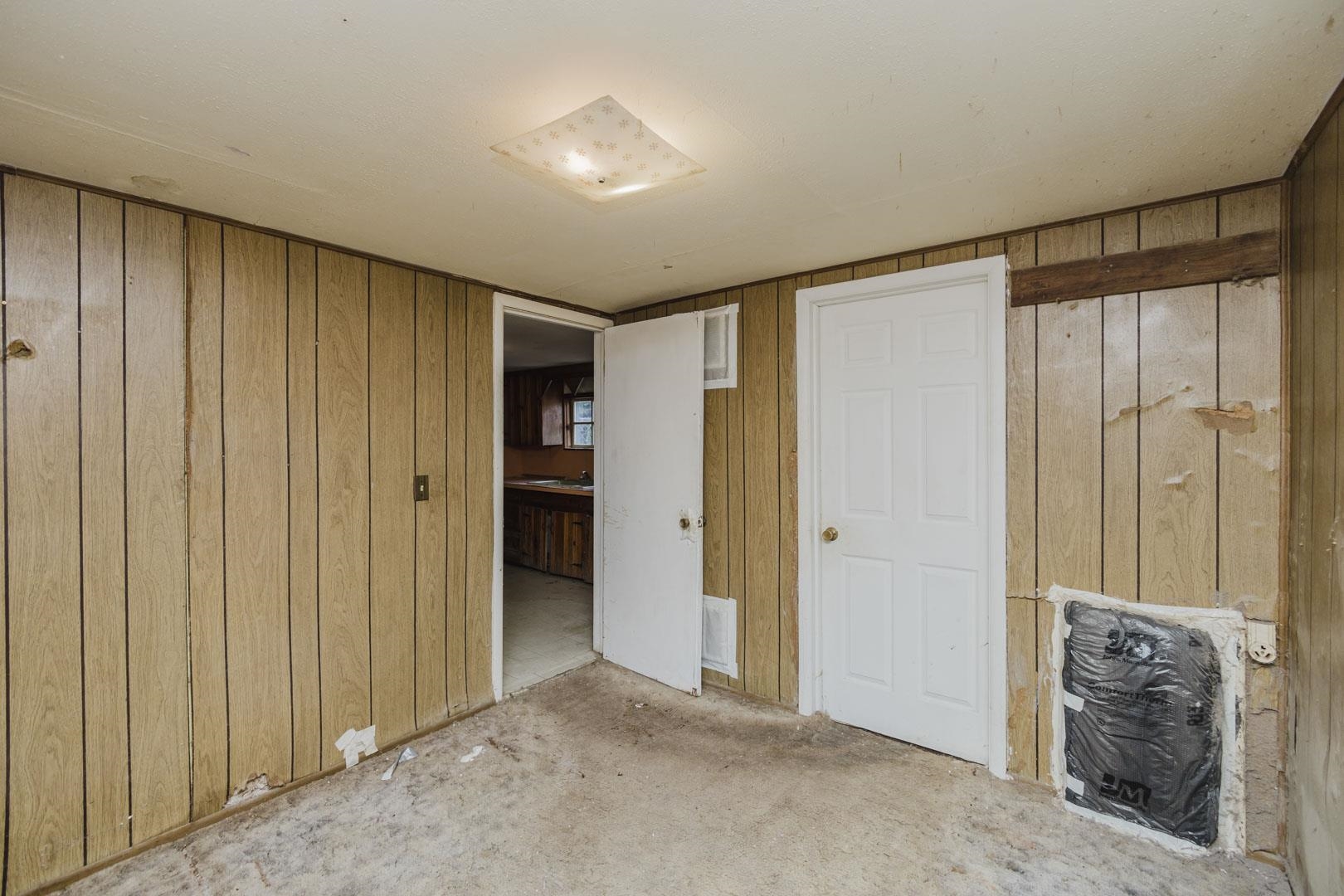 706 S Verna Ave Property Photo 17