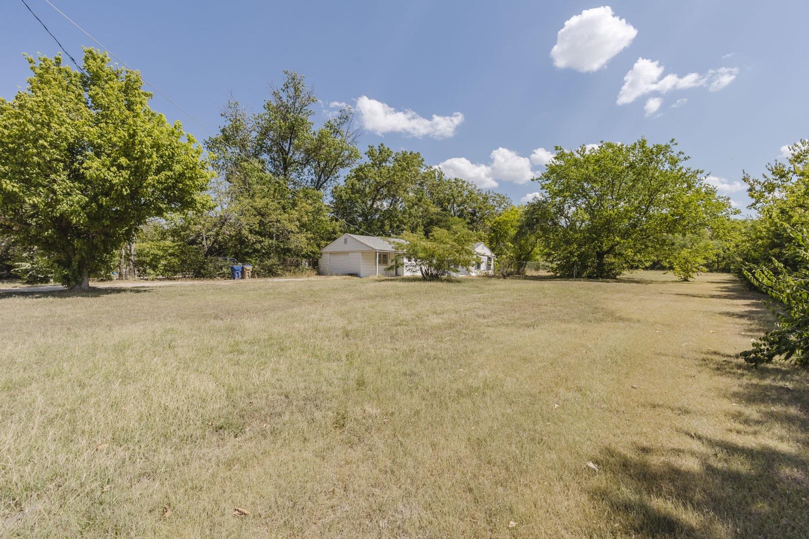 706 S Verna Ave Property Photo 24