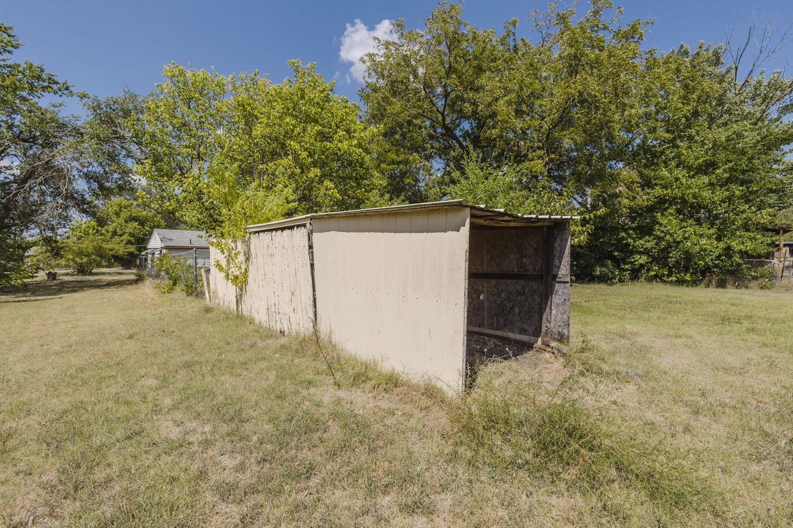 706 S Verna Ave Property Photo 32