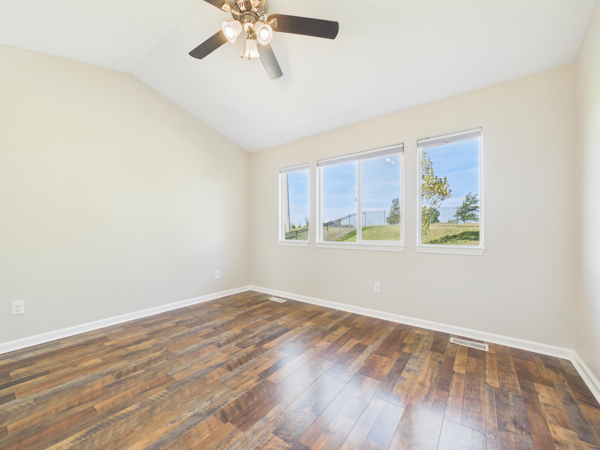 2101 N Woodard St. Property Photo 10