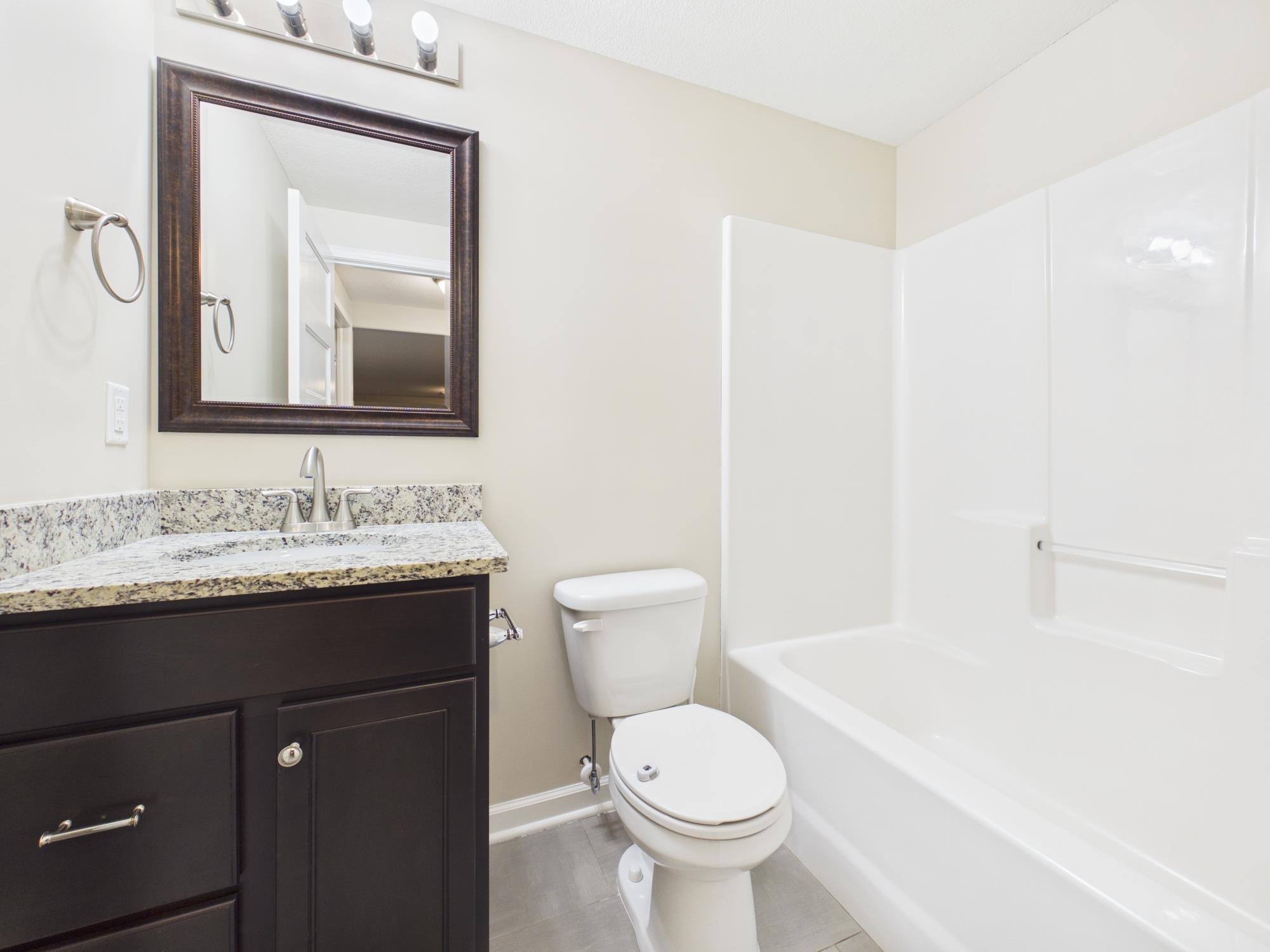 2101 N Woodard St. Property Photo 25