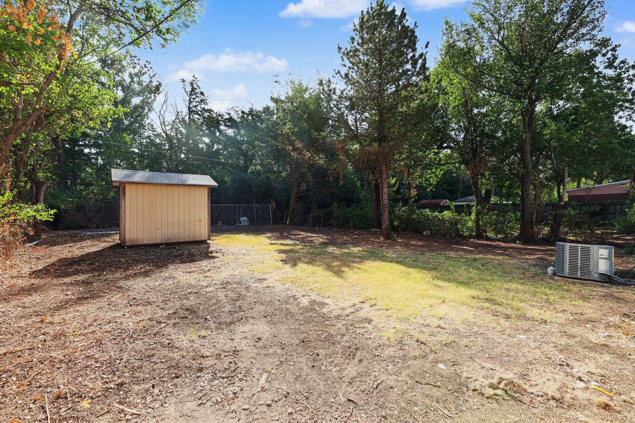 1784 N Old Manor Property Photo 28