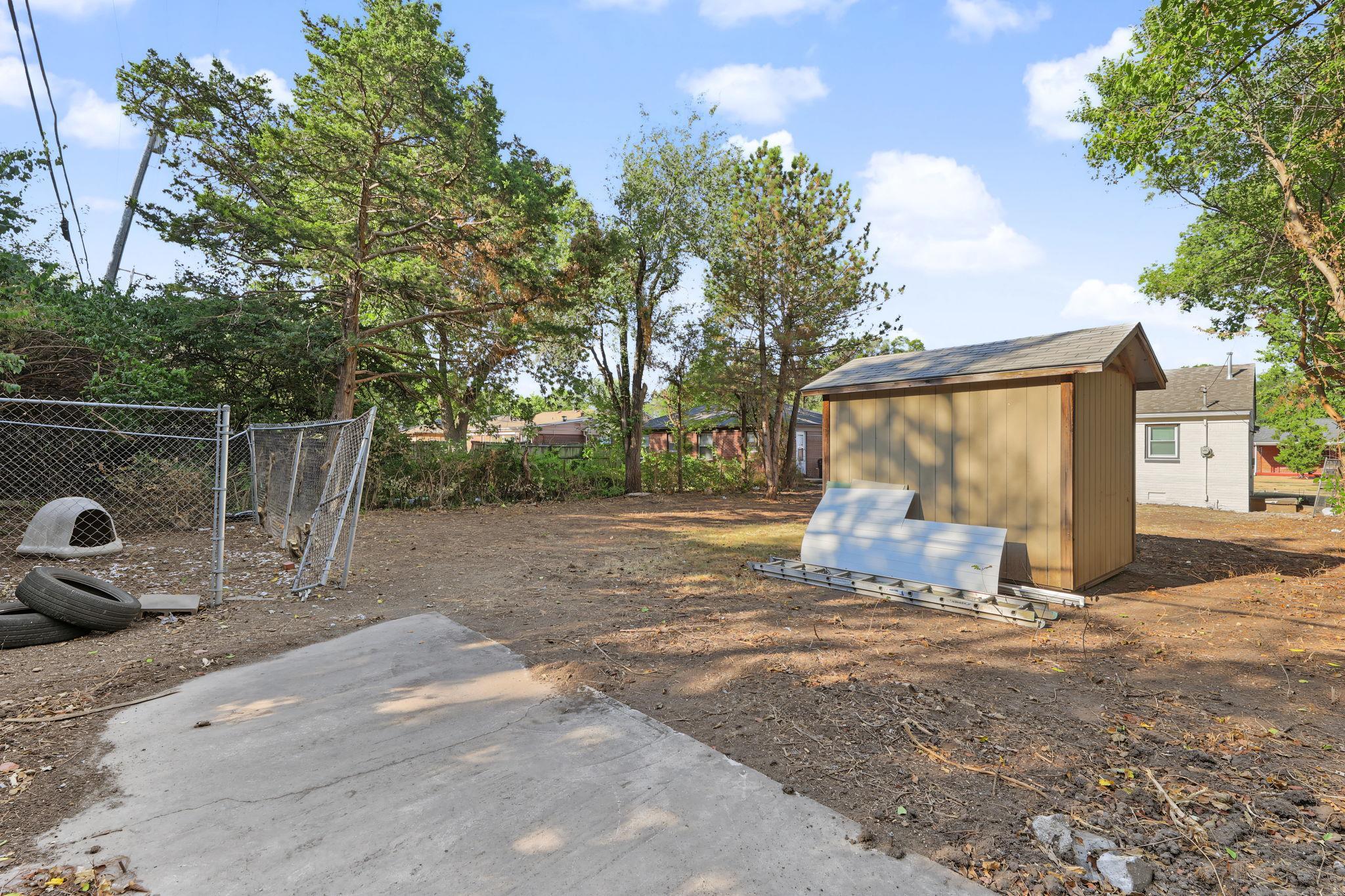 1784 N Old Manor Property Photo 30