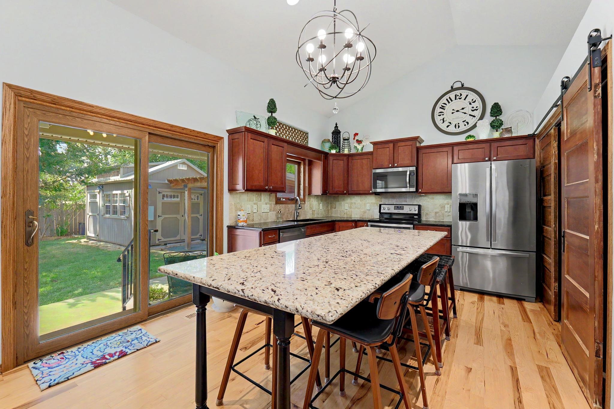 1603 N Parkridge Property Photo 5