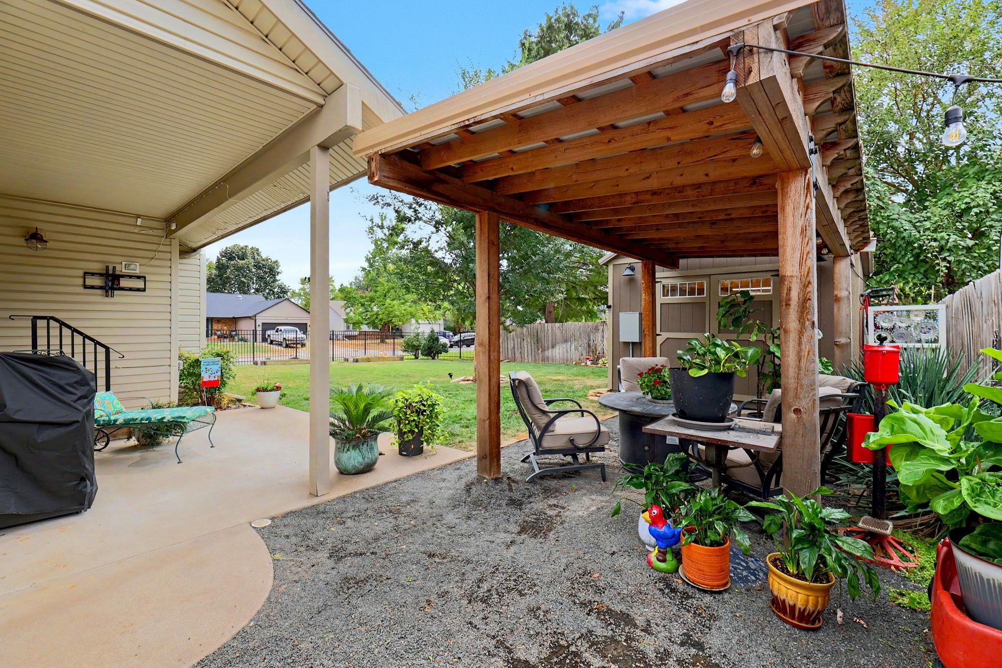 1603 N Parkridge Property Photo 19