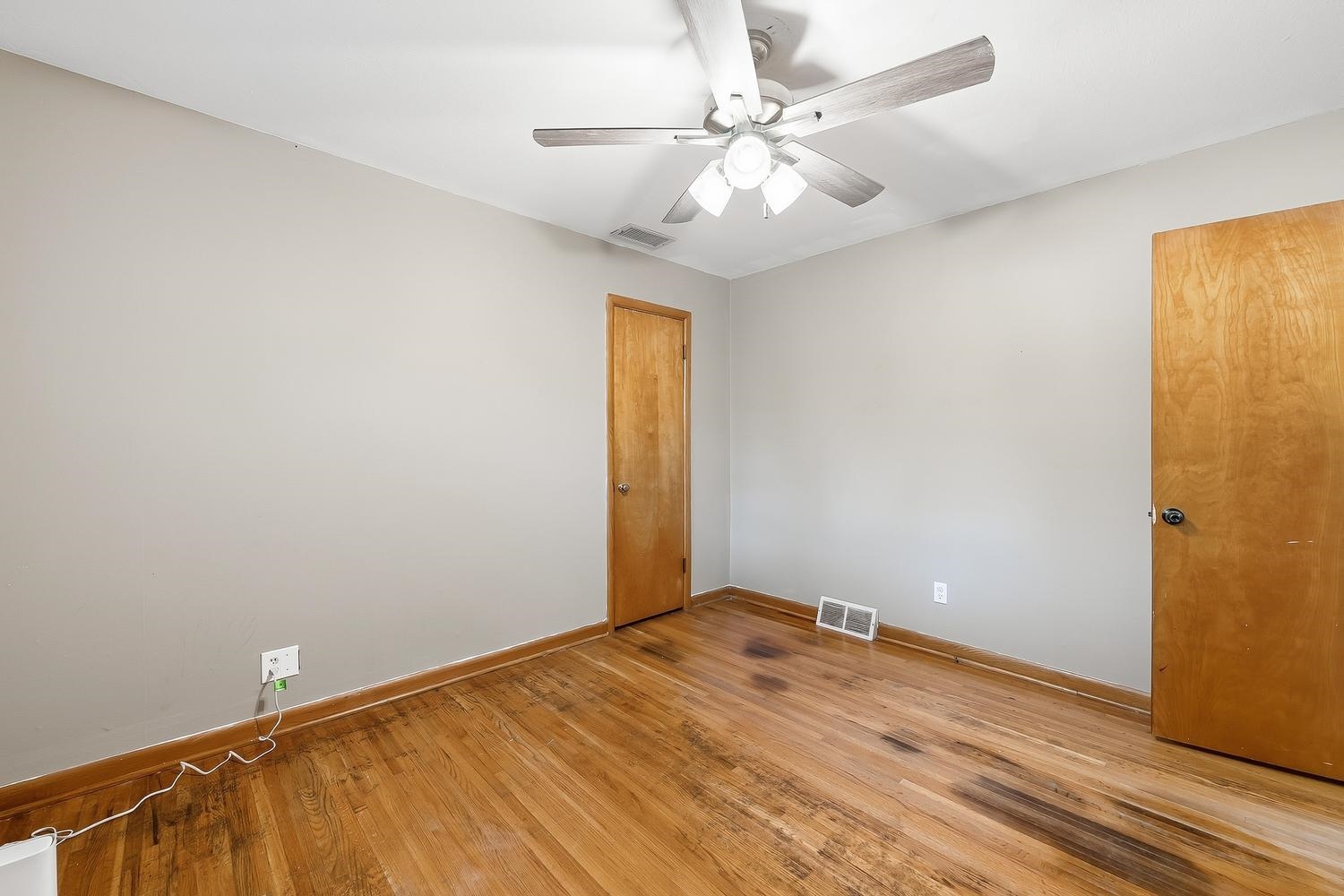 1127 N Westview Dr Property Photo 18