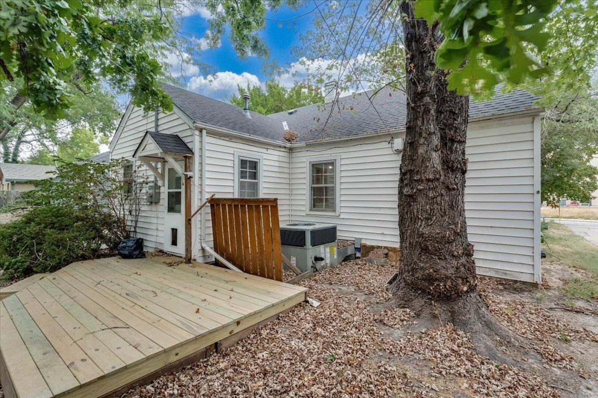 123 N Bleckley Dr. Property Photo 32