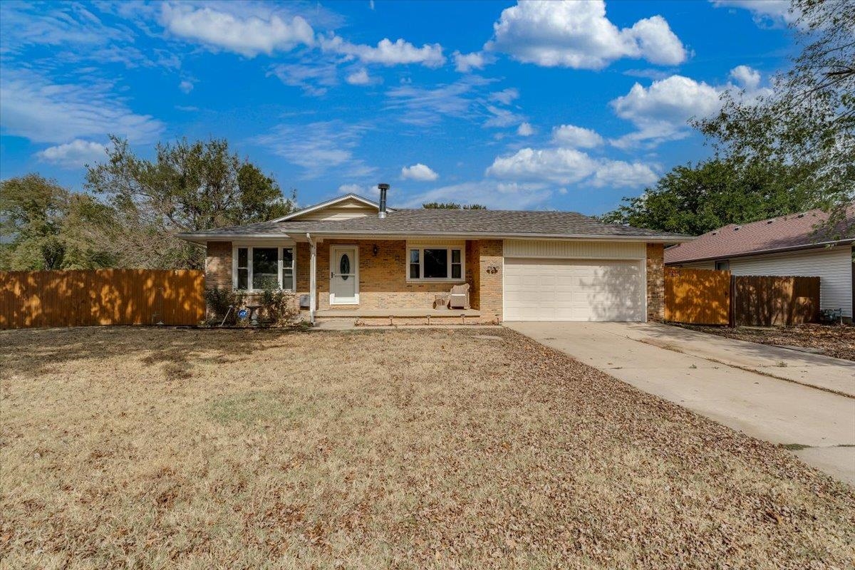10 Argon Dr Property Photo 1