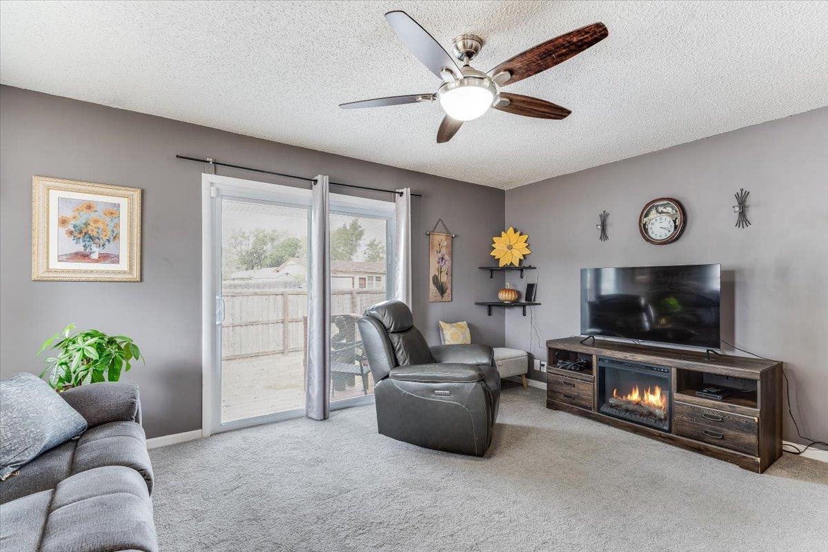 10 Argon Dr Property Photo 4