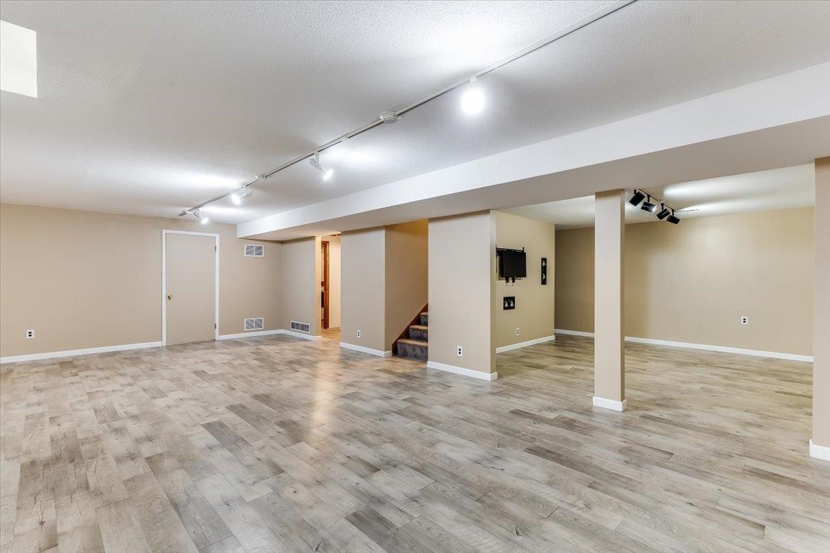 10 Argon Dr Property Photo 18