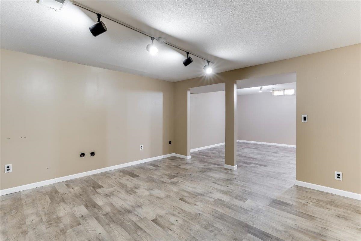 10 Argon Dr Property Photo 21