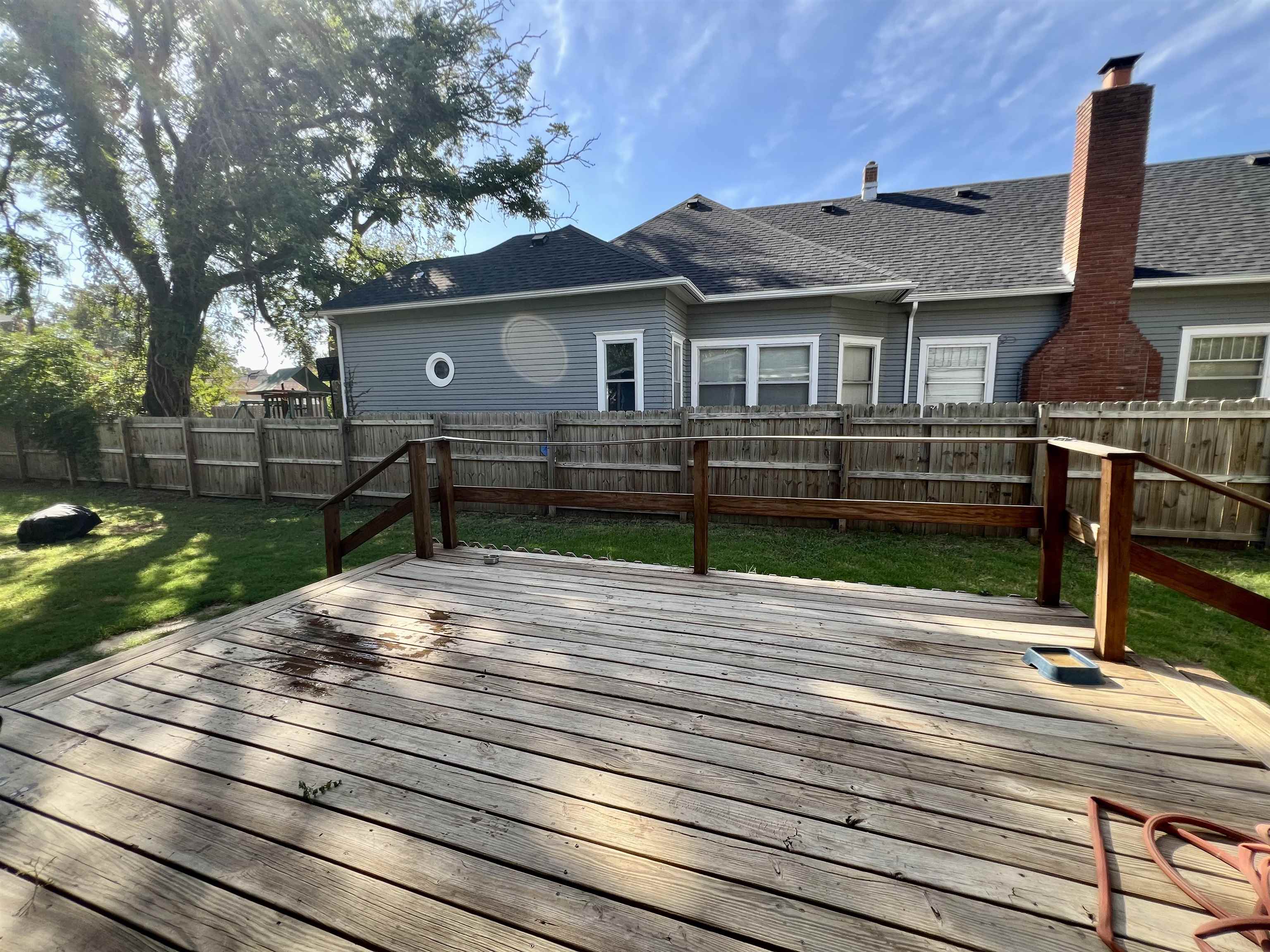 414 N A Property Photo 12