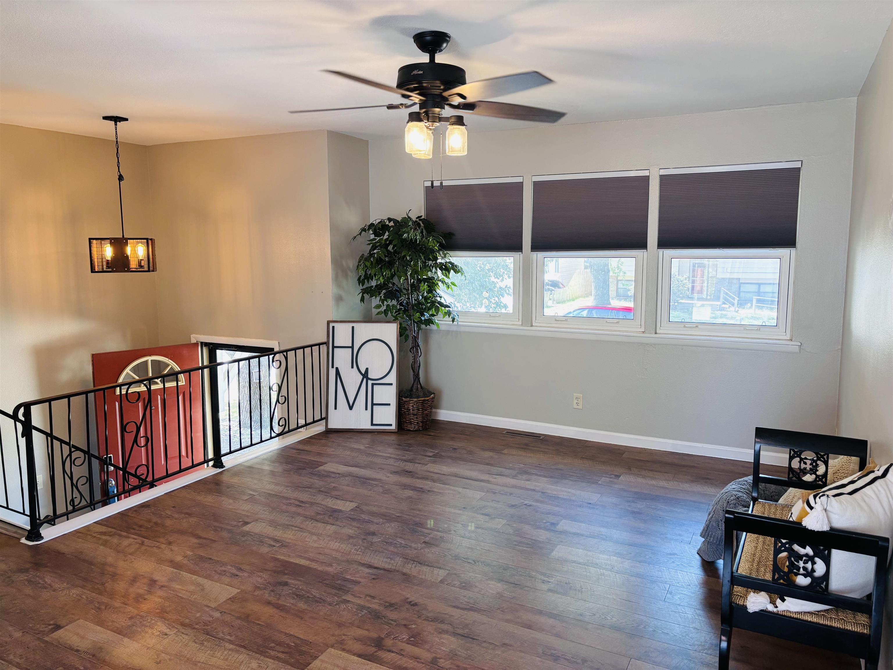 3214 S Mccomas Property Photo 3