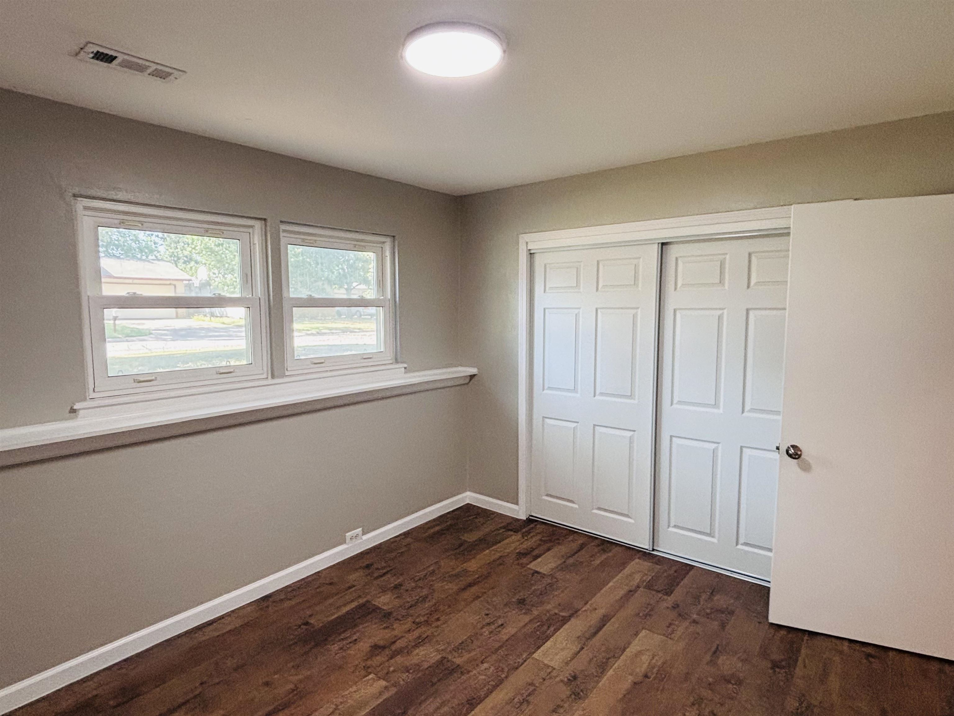 3214 S Mccomas Property Photo 17