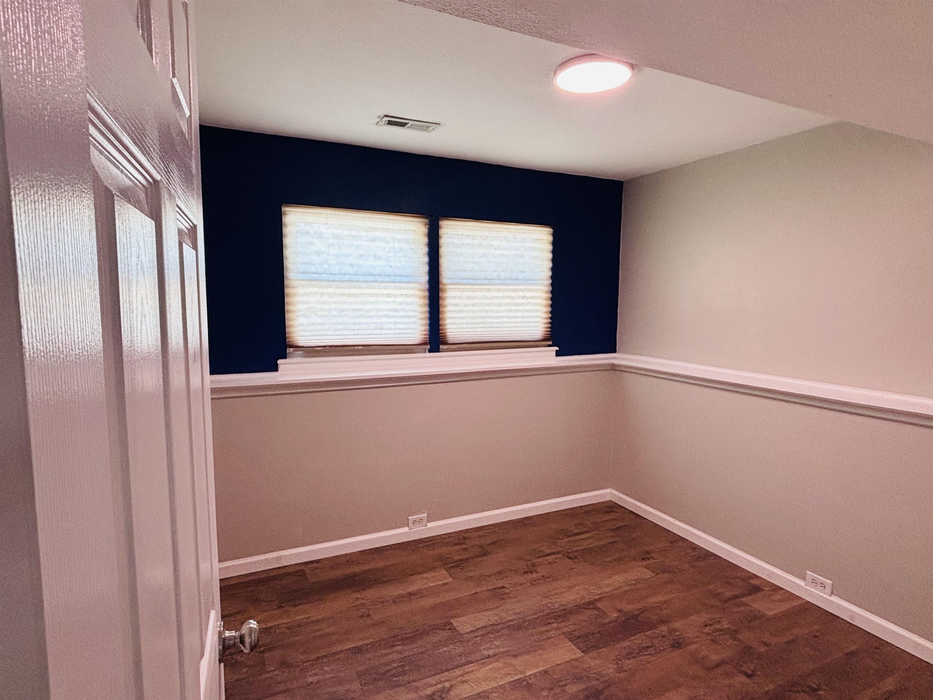 3214 S Mccomas Property Photo 19