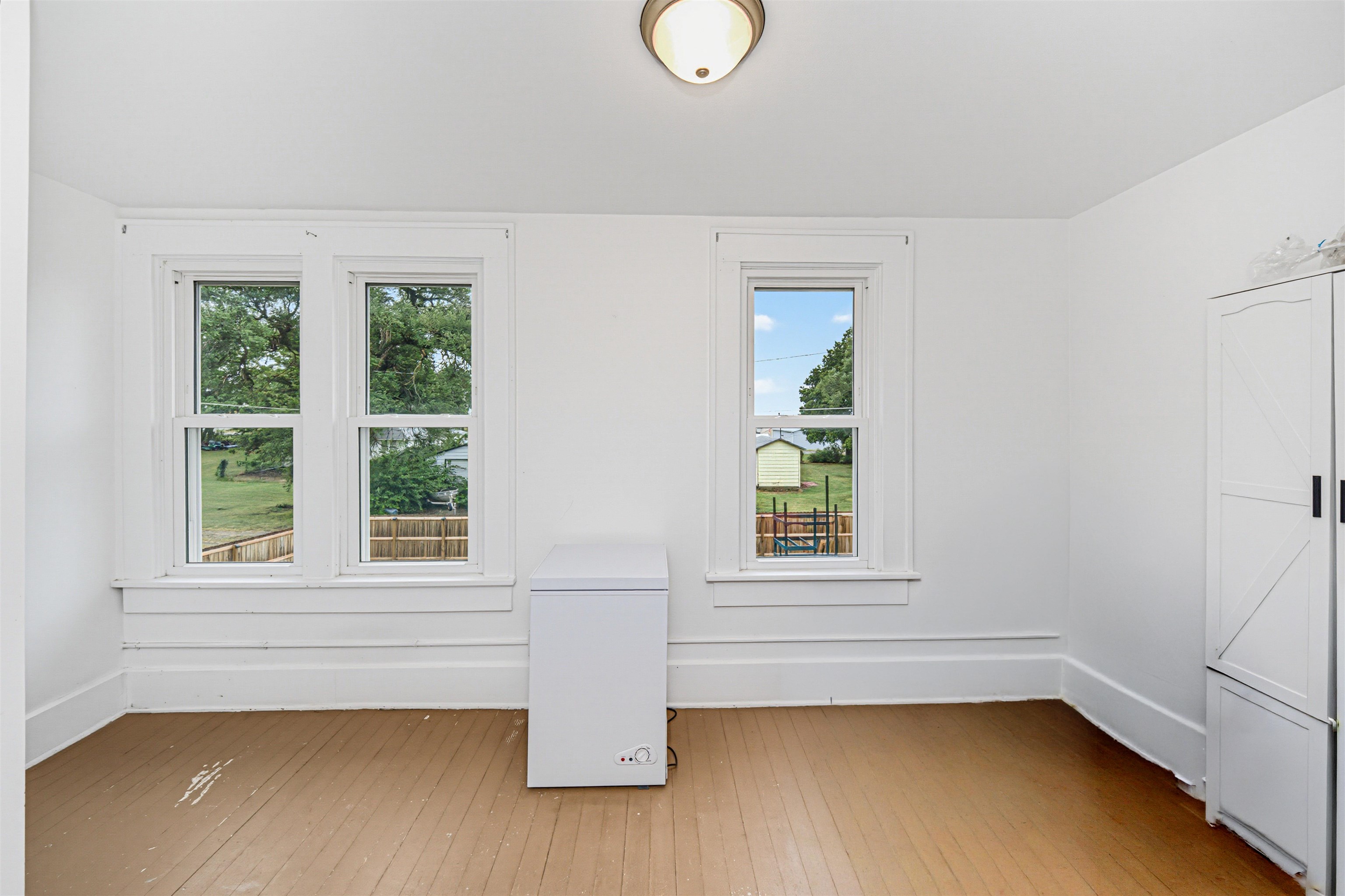 114 E Fifth Property Photo 21