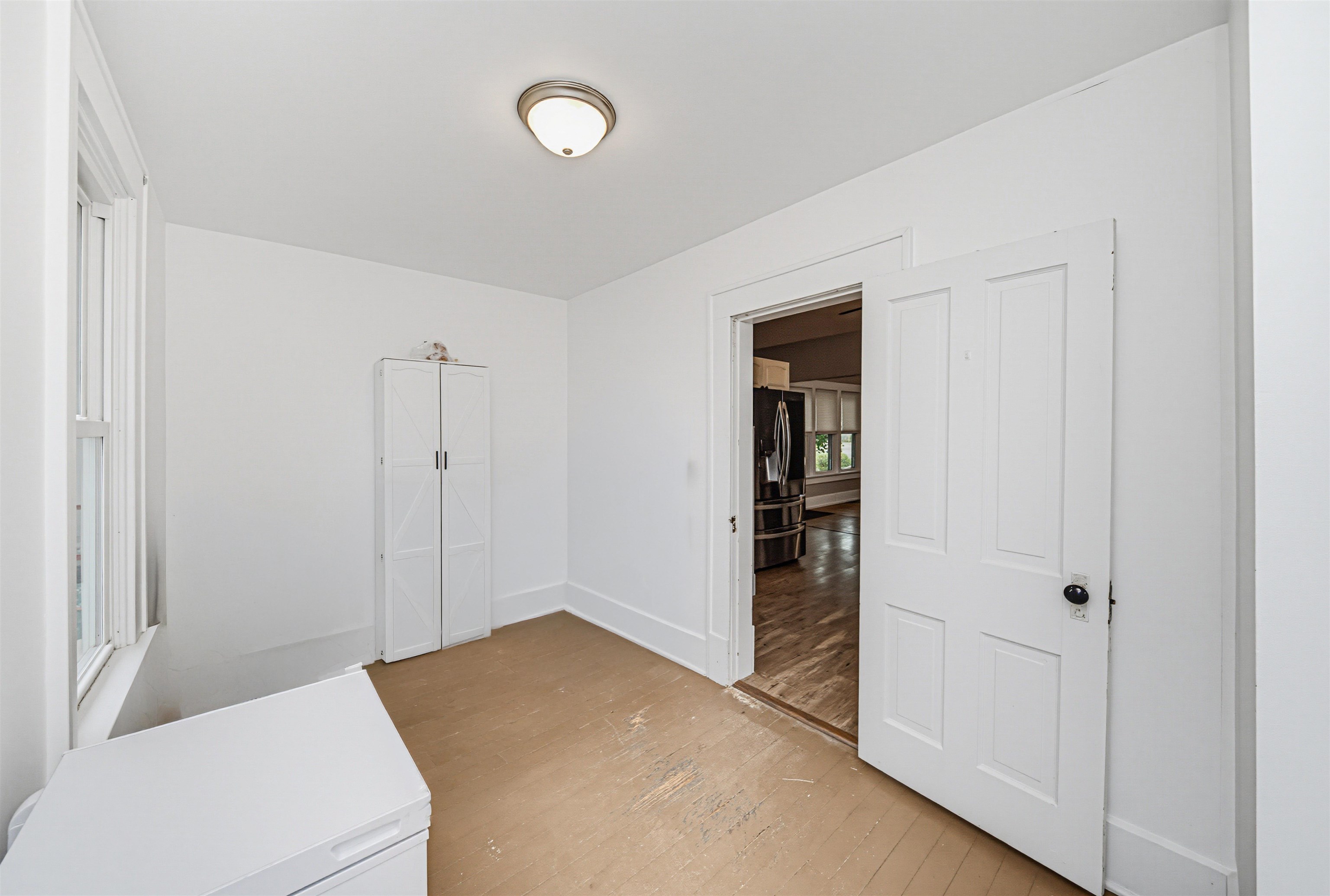 114 E Fifth Property Photo 23