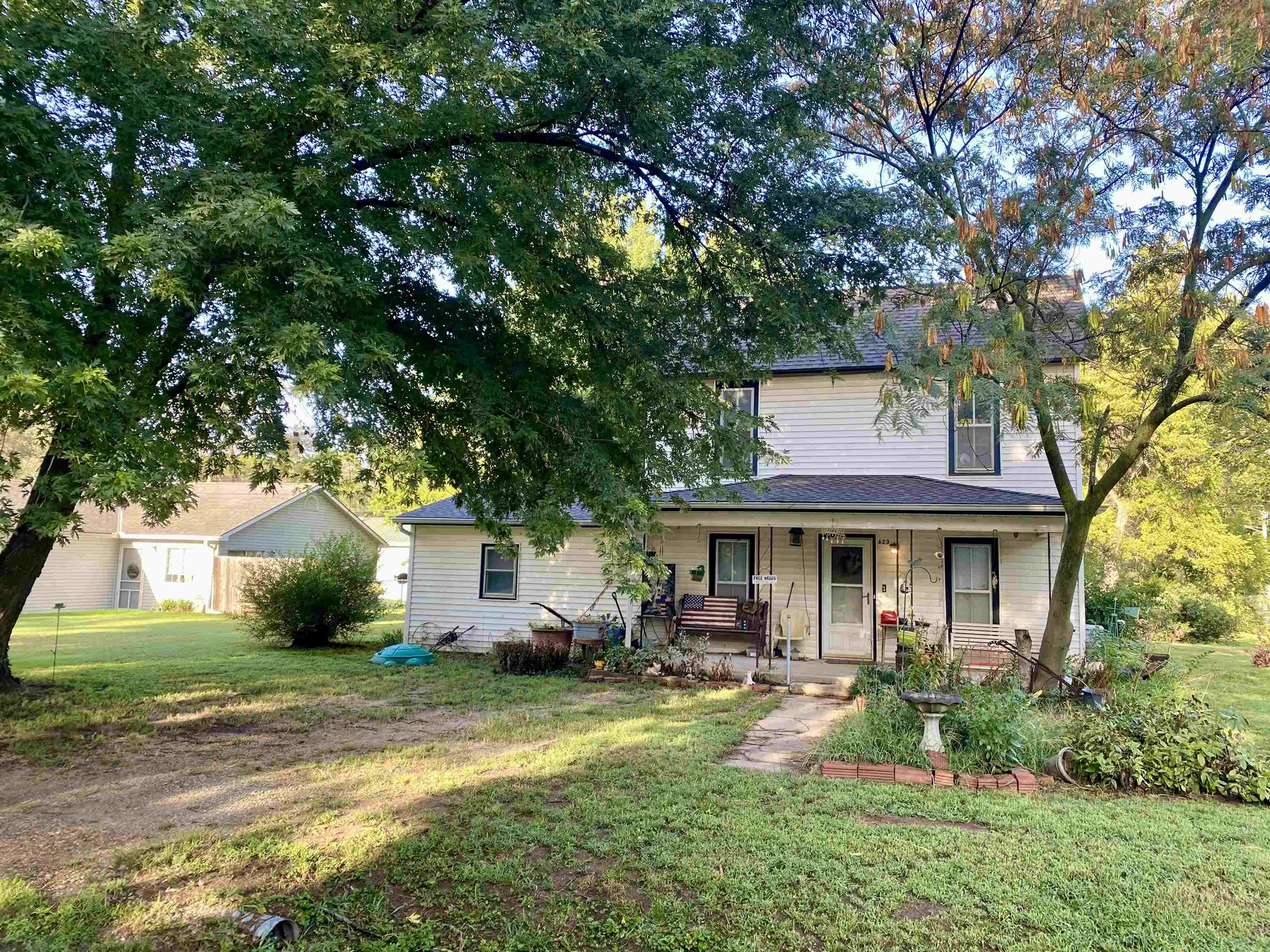 623 N Line Property Photo 2