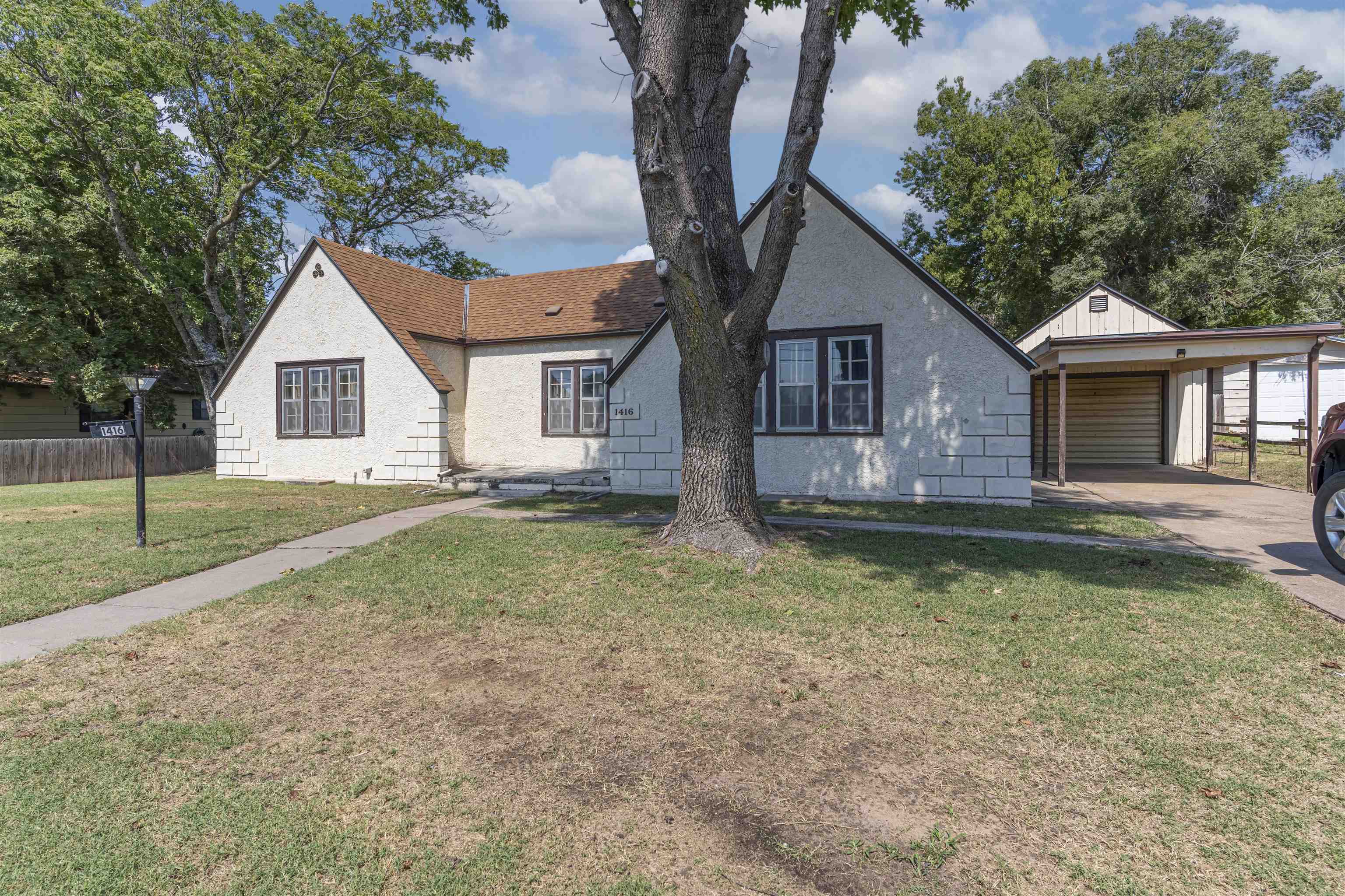1416 W Kansas Ave. Property Photo 2