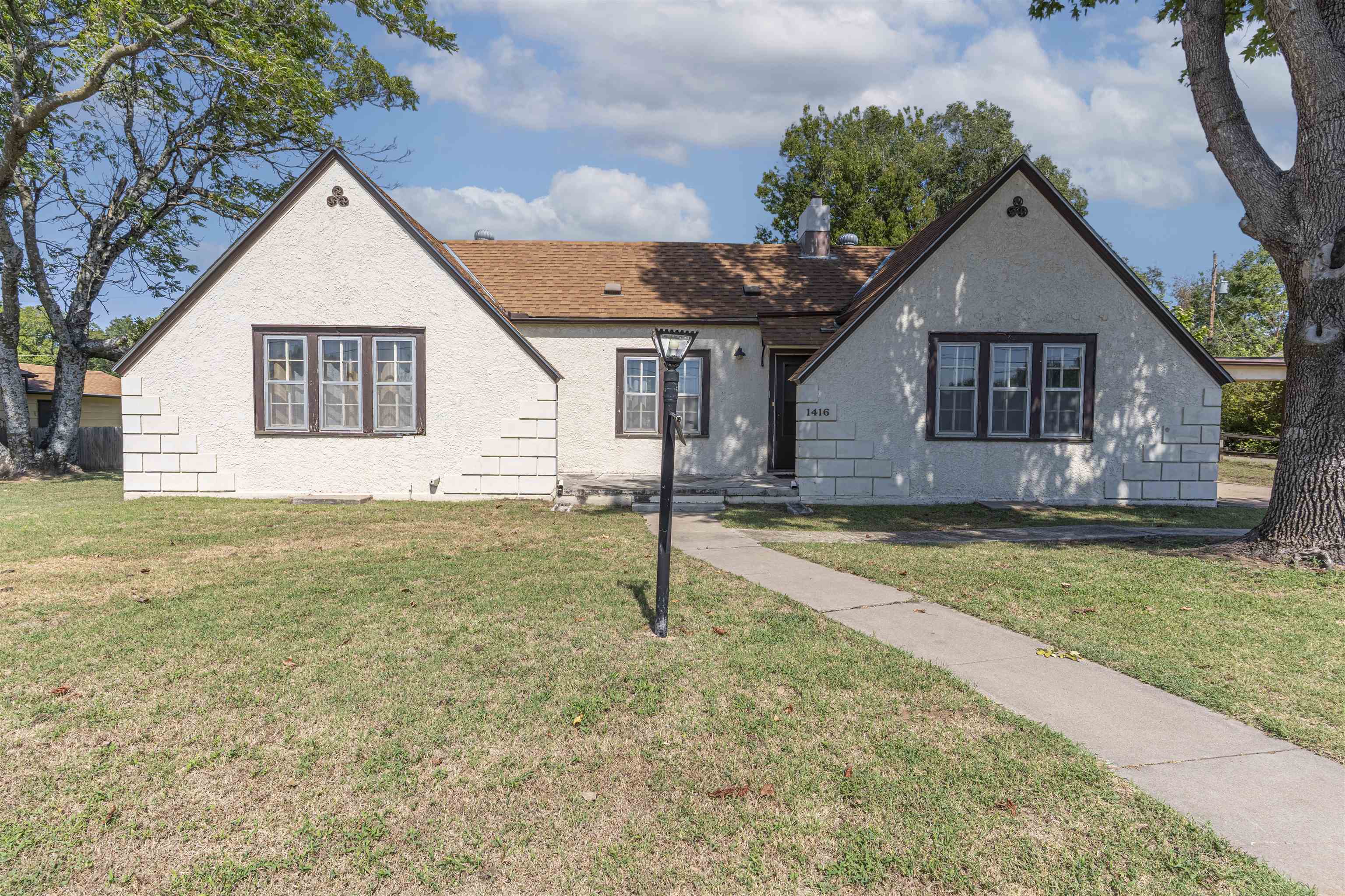 1416 W Kansas Ave. Property Photo 3