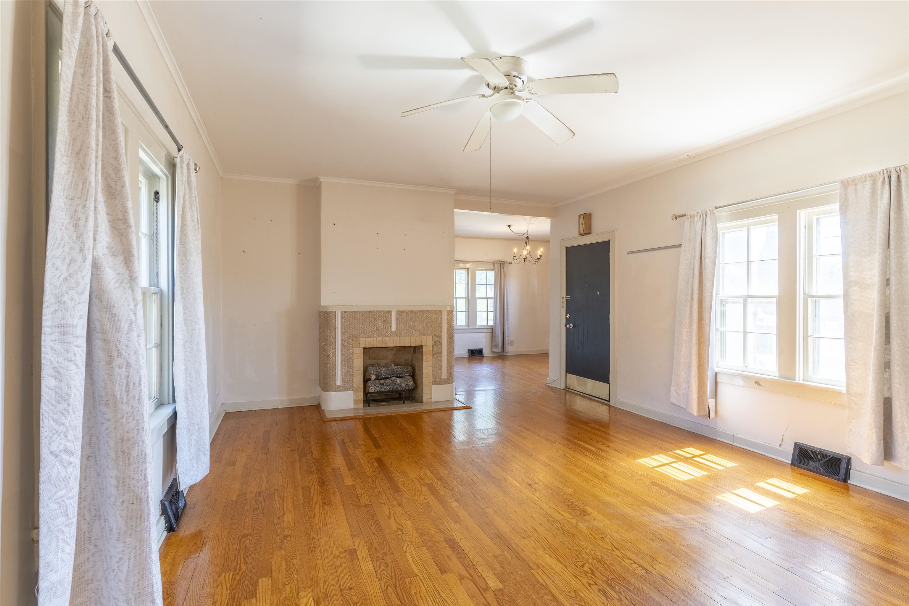 1416 W Kansas Ave. Property Photo 6