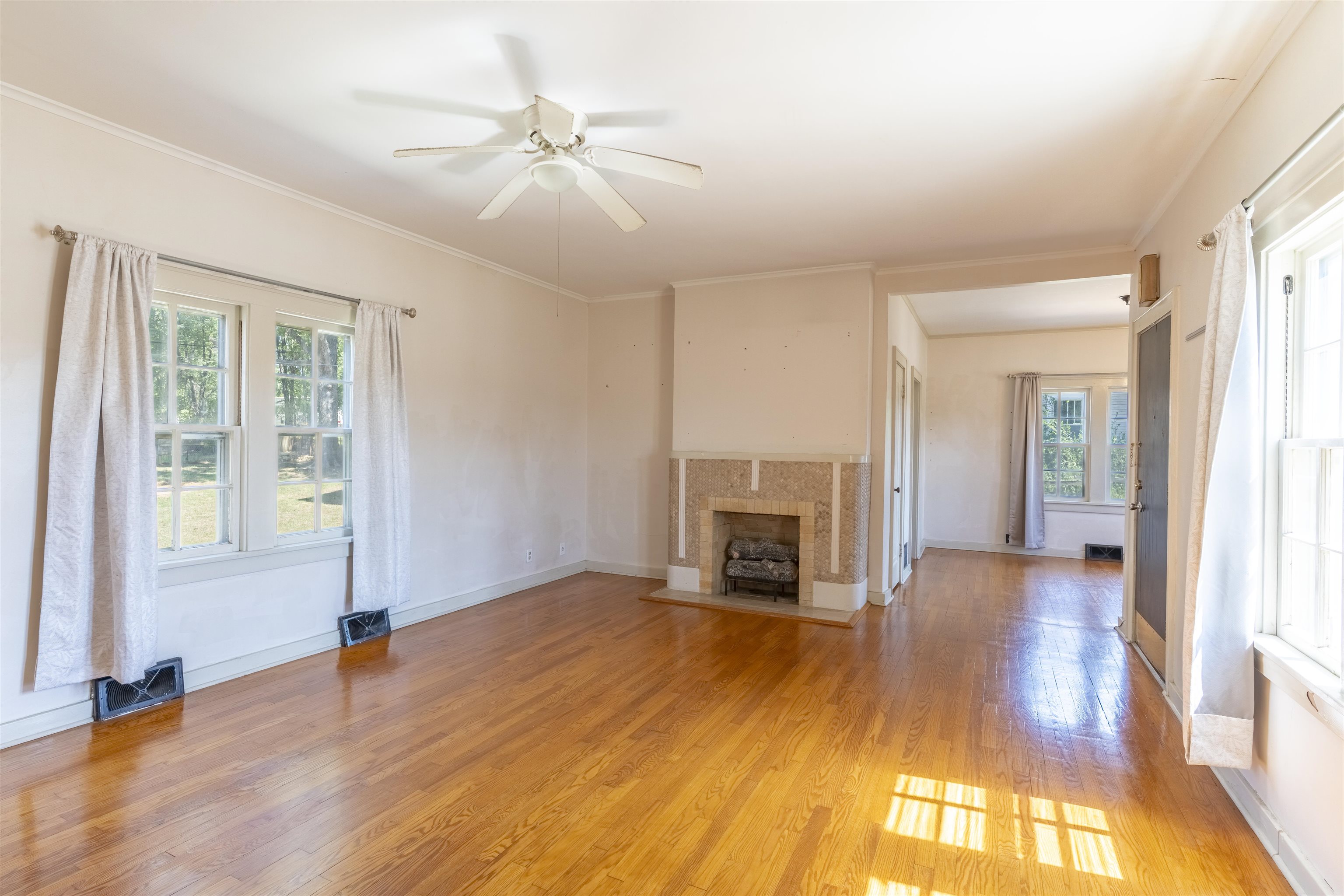 1416 W Kansas Ave. Property Photo 9