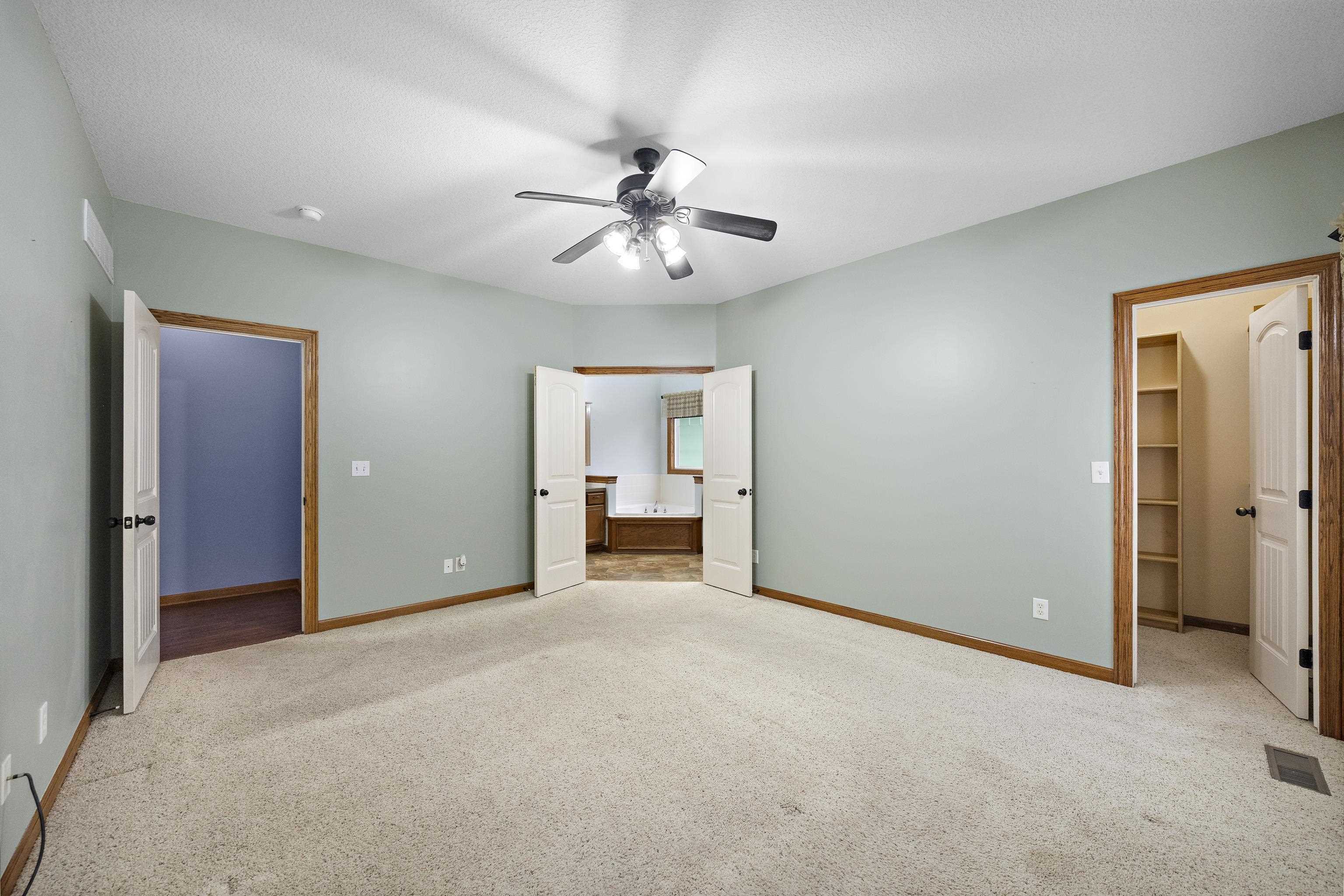 1120 Split Oak Dr Property Photo 21