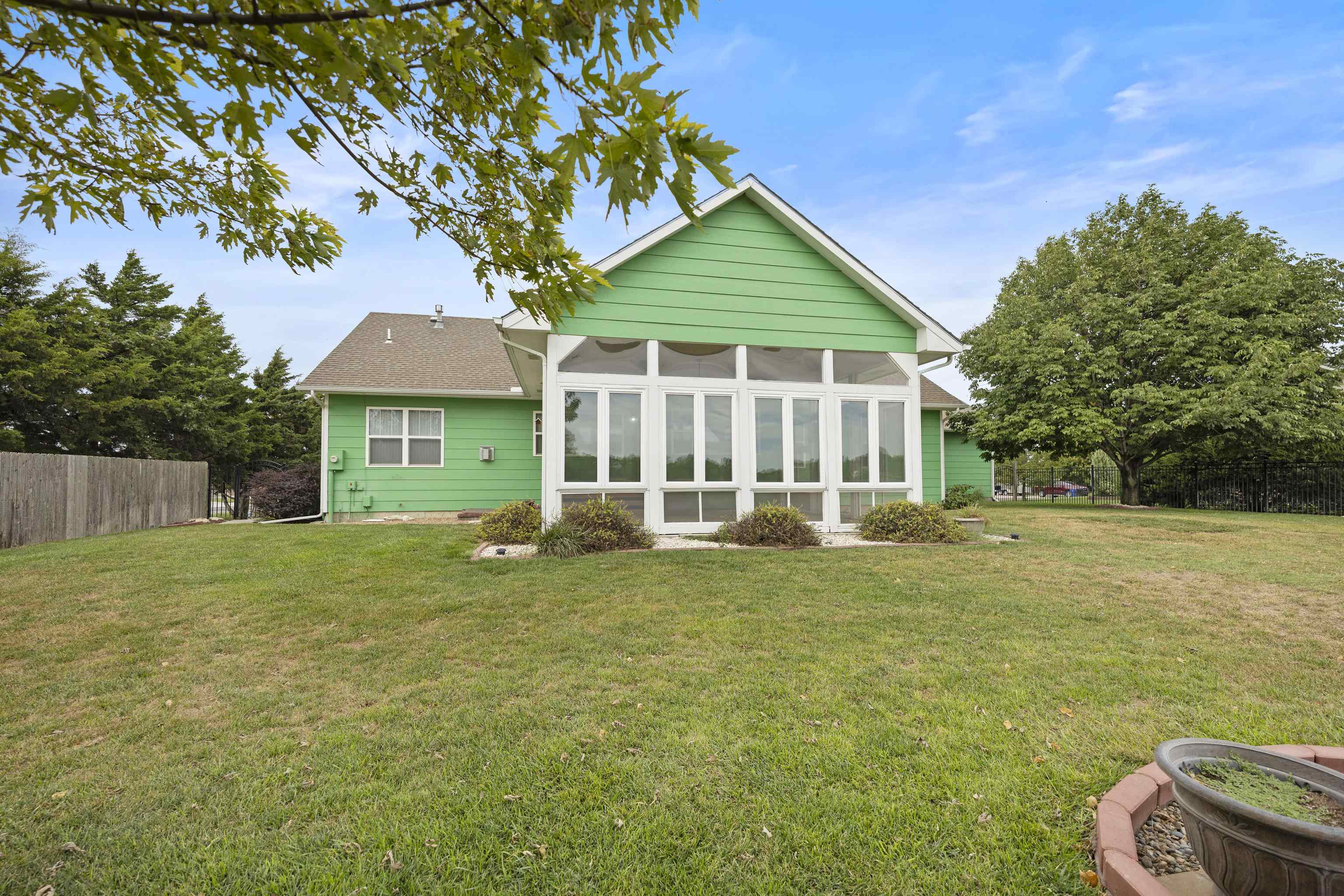 1120 Split Oak Dr Property Photo 35