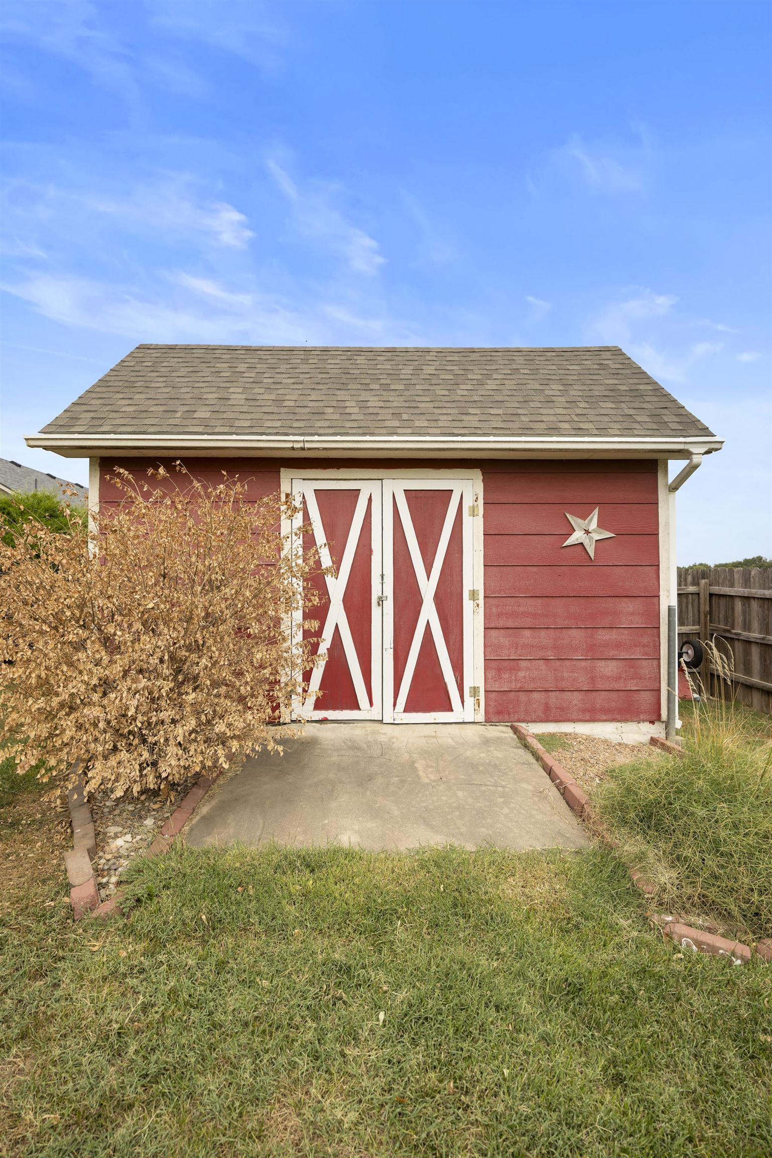 1120 Split Oak Dr Property Photo 36