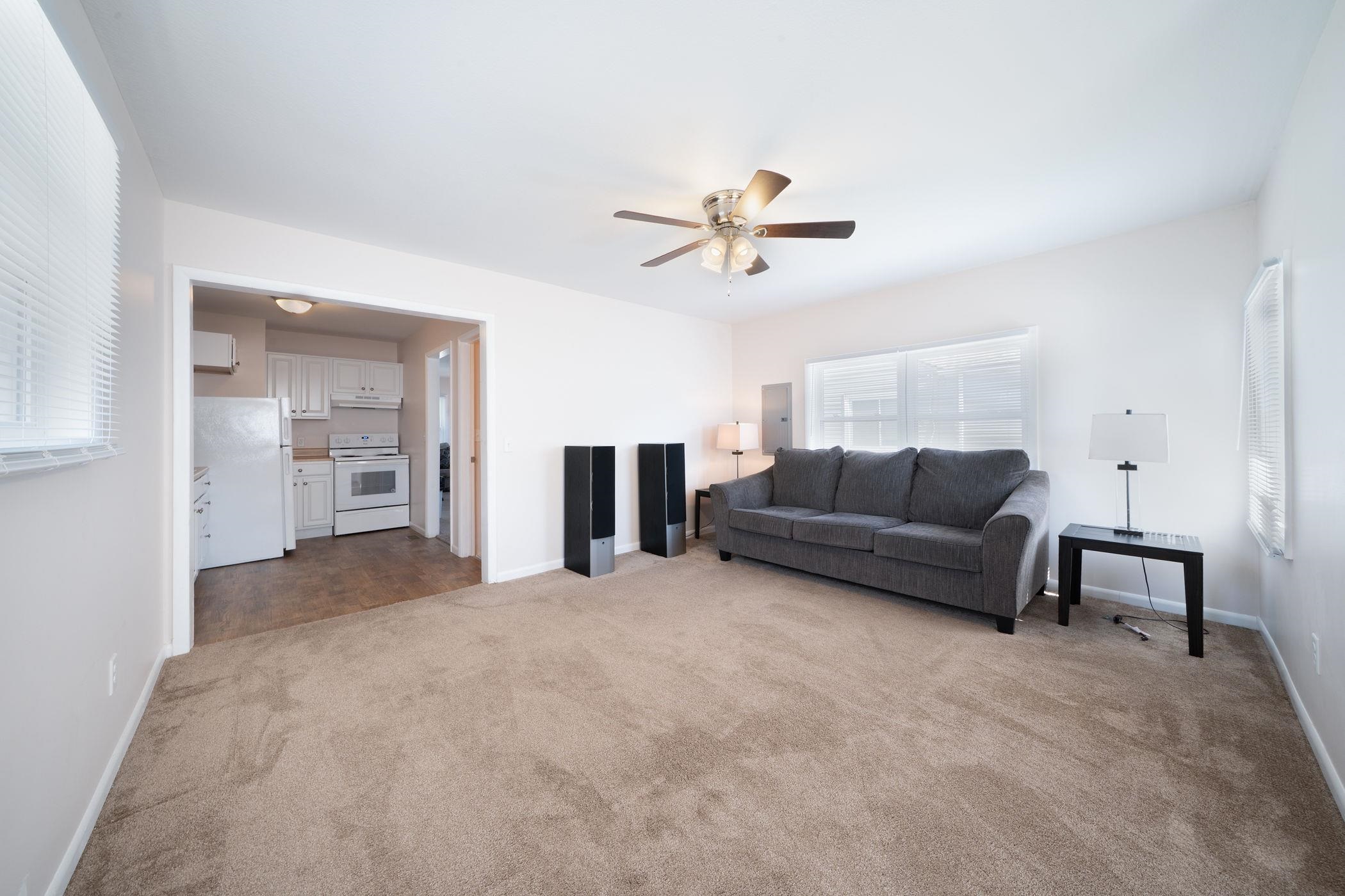 2260 S Victoria St. Property Photo 13