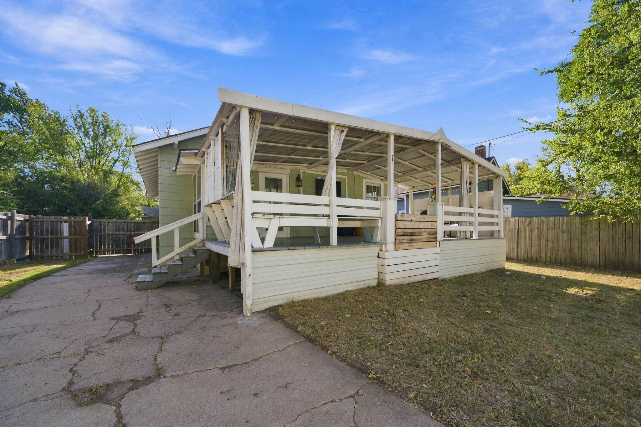 1141 S Wichita Property Photo 30