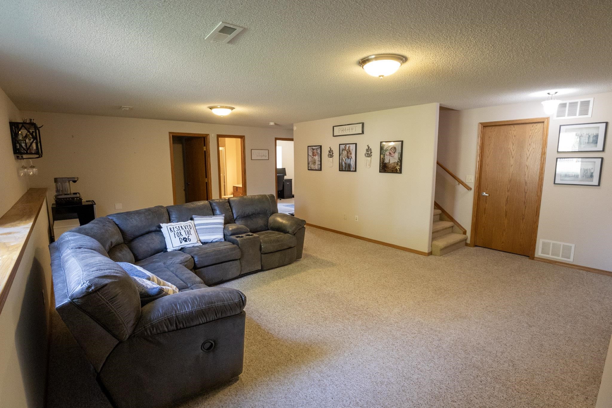 2143 East Quail Hollow Street Property Photo 17