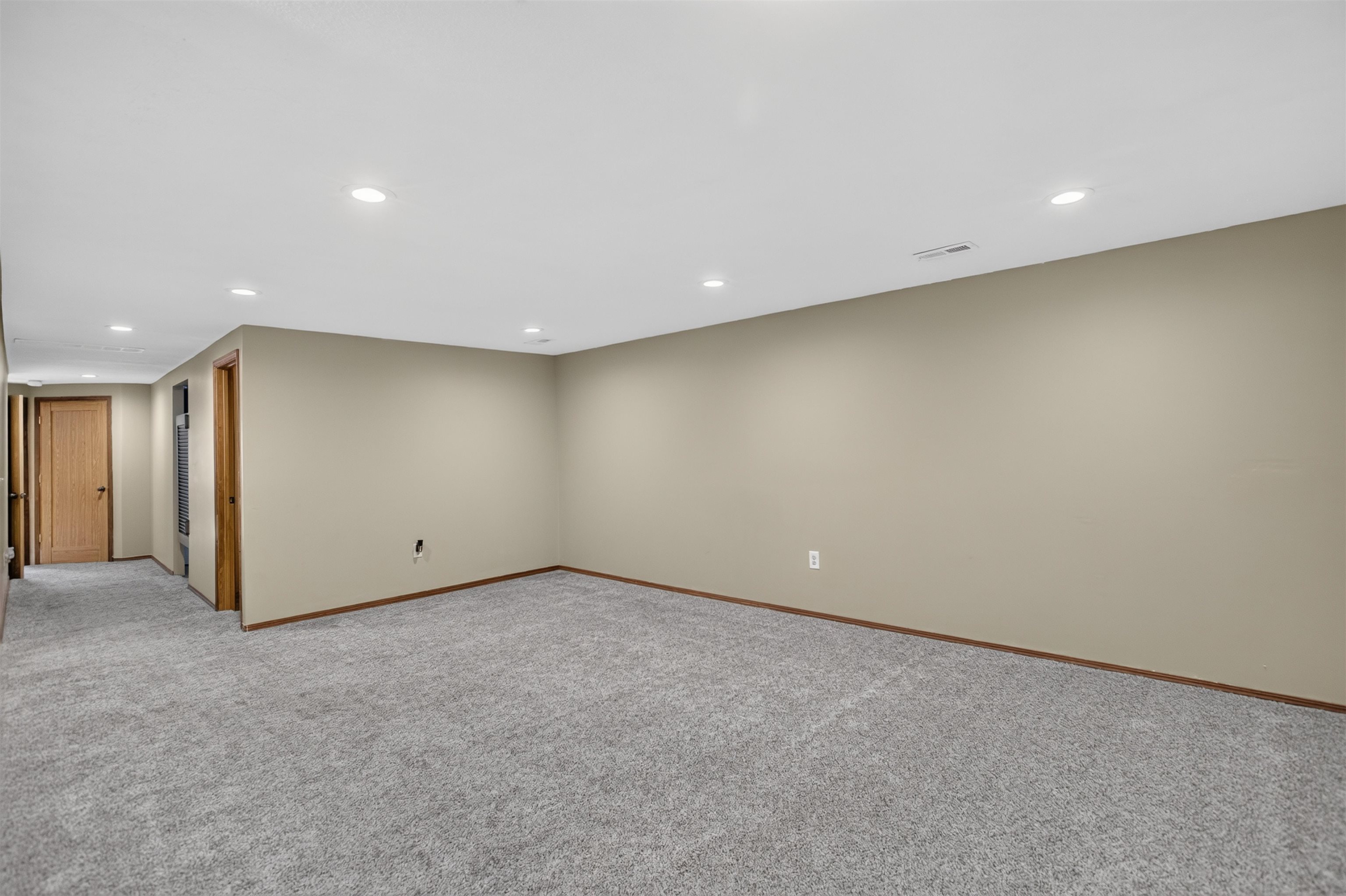 1101 N Parkway Dr Property Photo 25