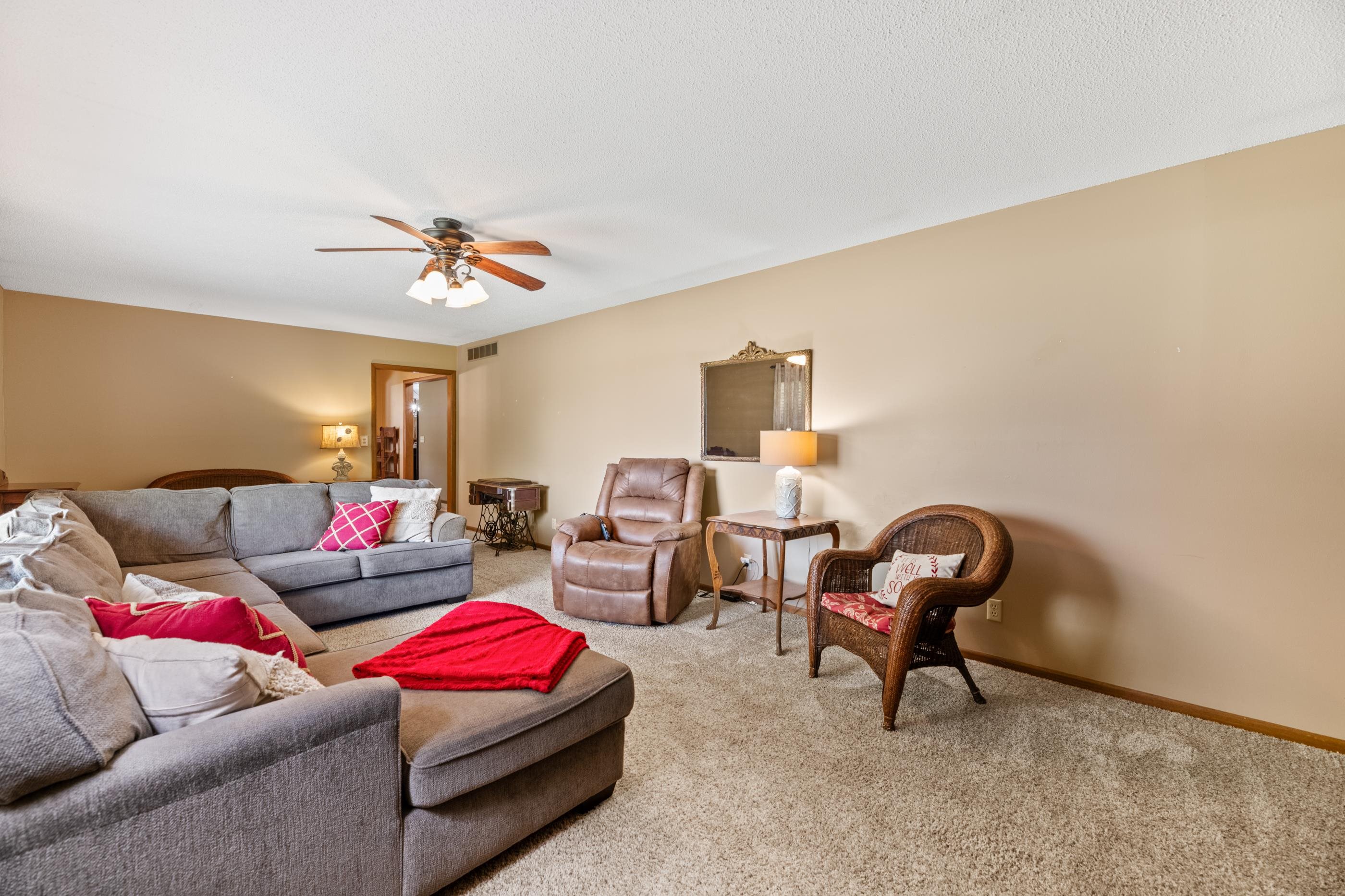 11621 N Ridge Road Property Photo 7