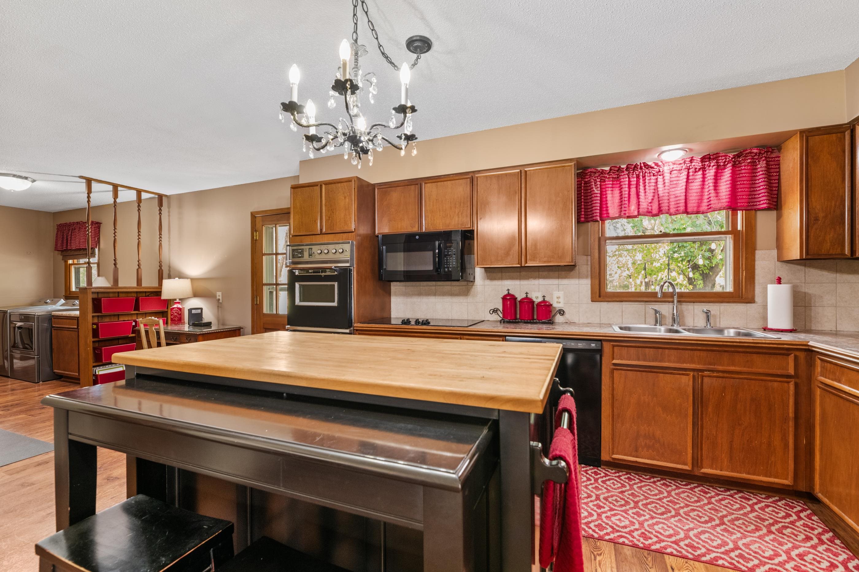 11621 N Ridge Road Property Photo 11