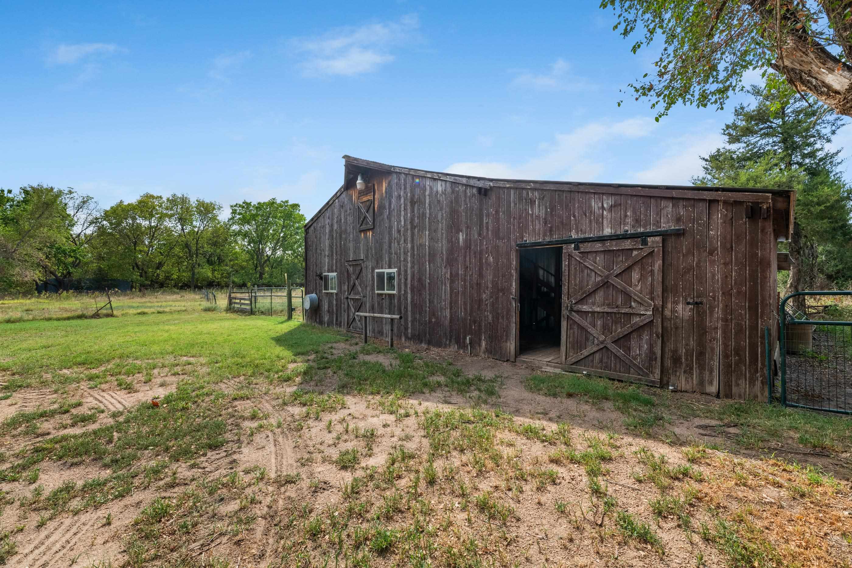 11621 N Ridge Road Property Photo 24