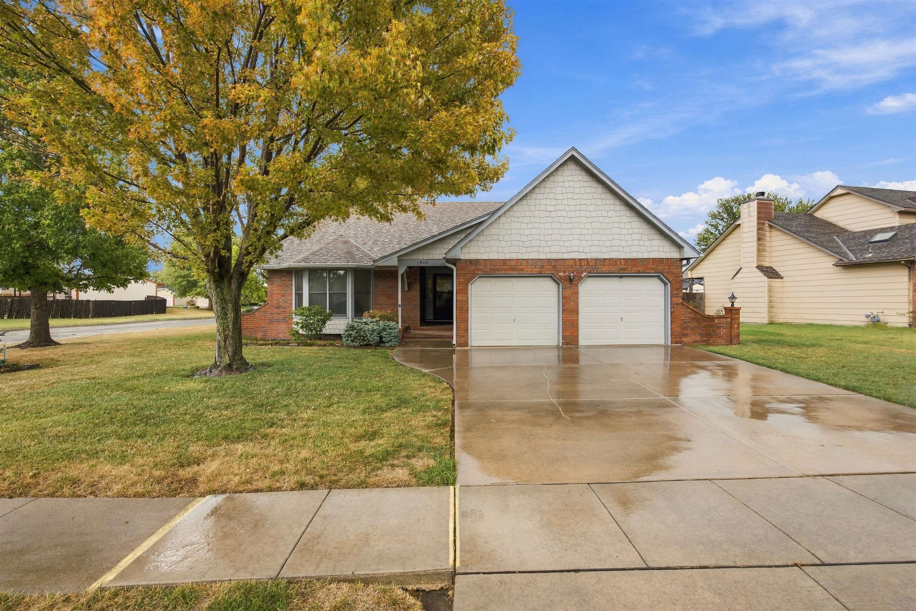 1986 S Longford St. Property Photo 2