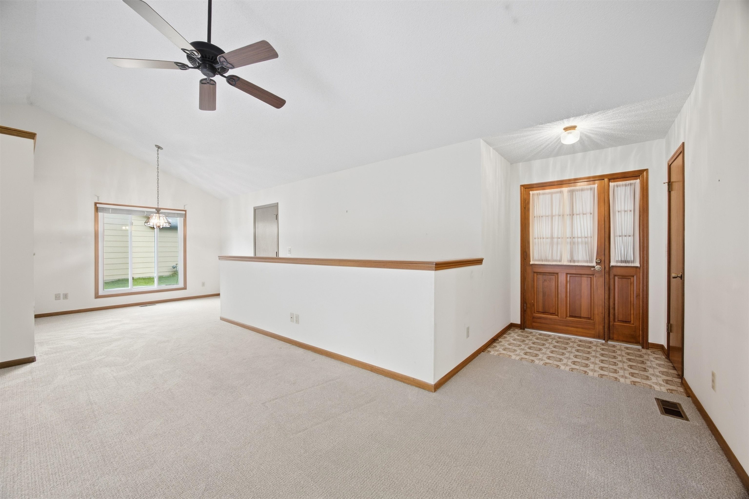 1986 S Longford St. Property Photo 5