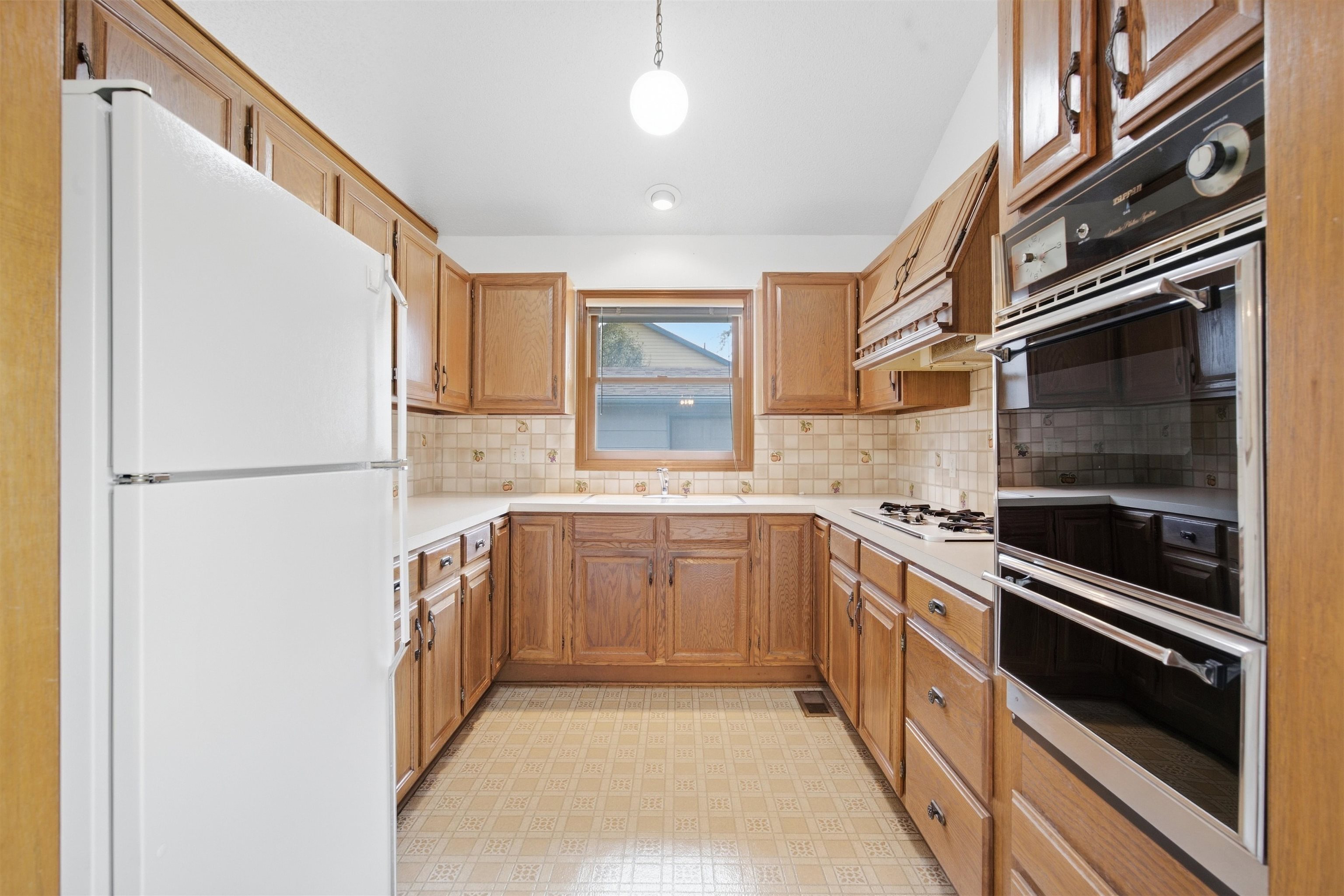 1986 S Longford St. Property Photo 11