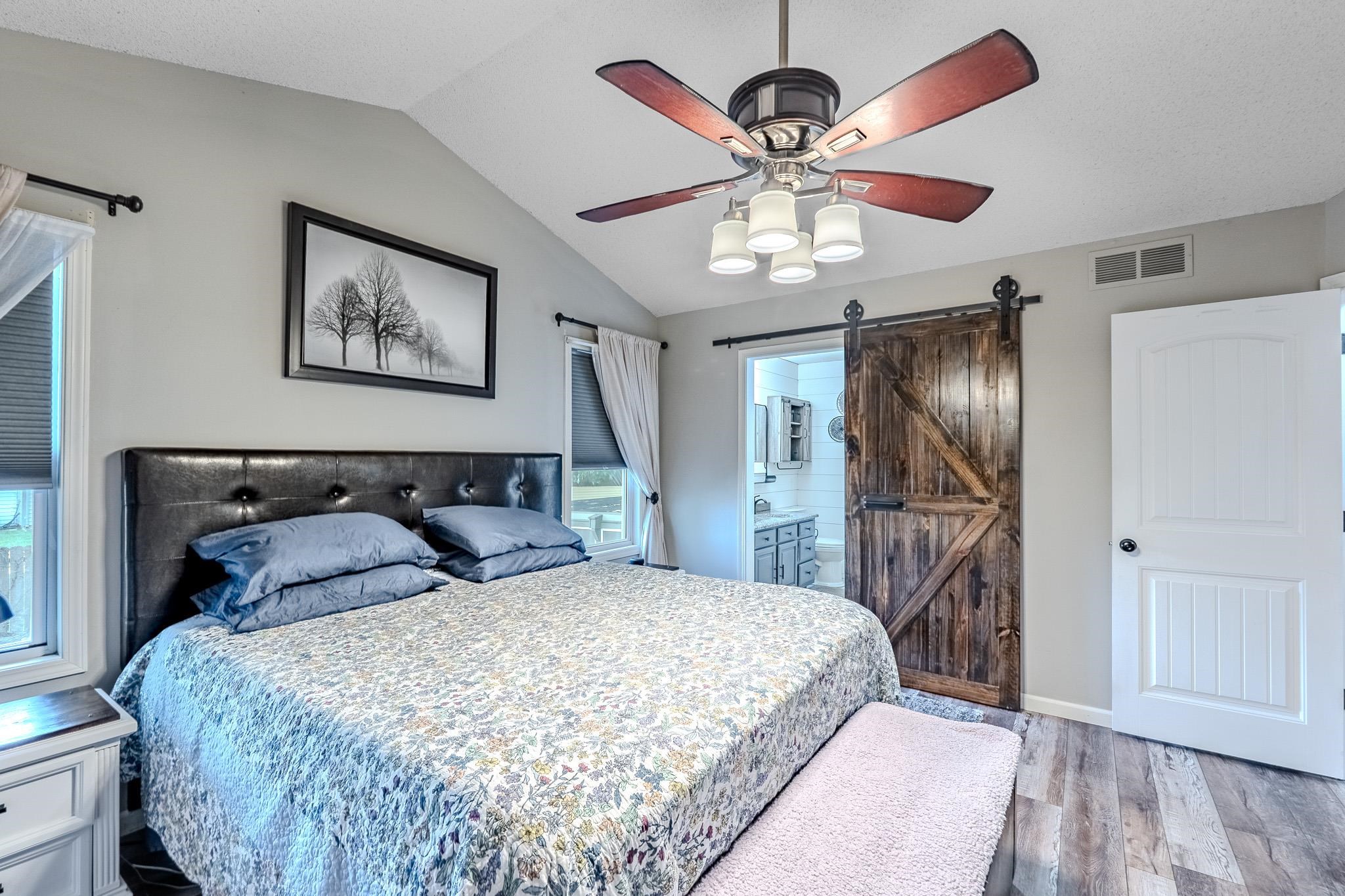 1519 E Horizon Property Photo 16