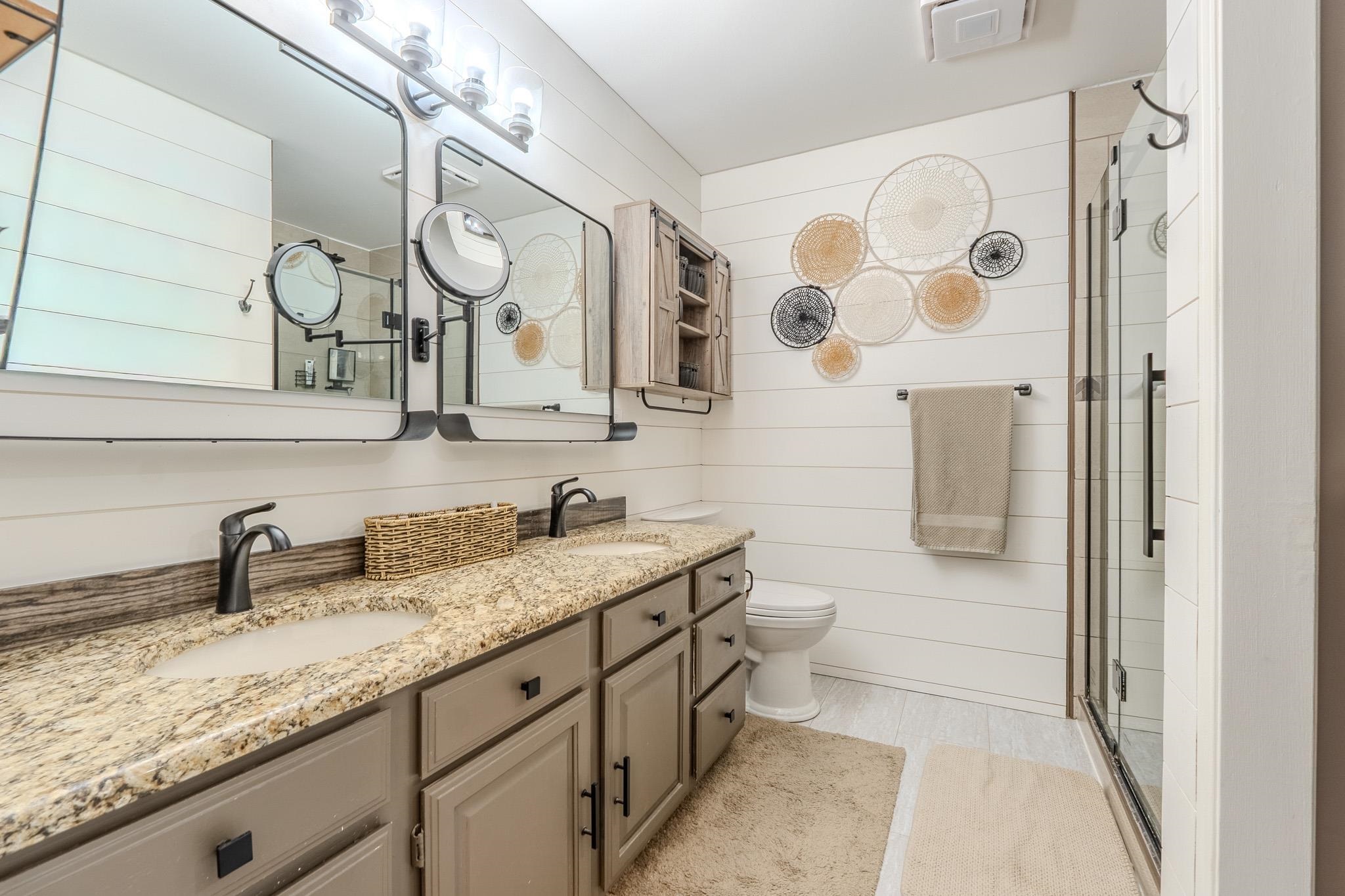 1519 E Horizon Property Photo 17