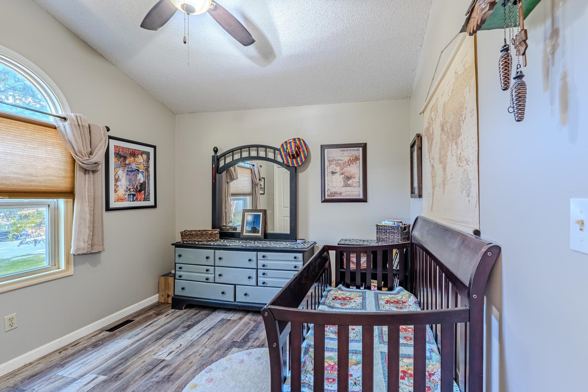 1519 E Horizon Property Photo 20