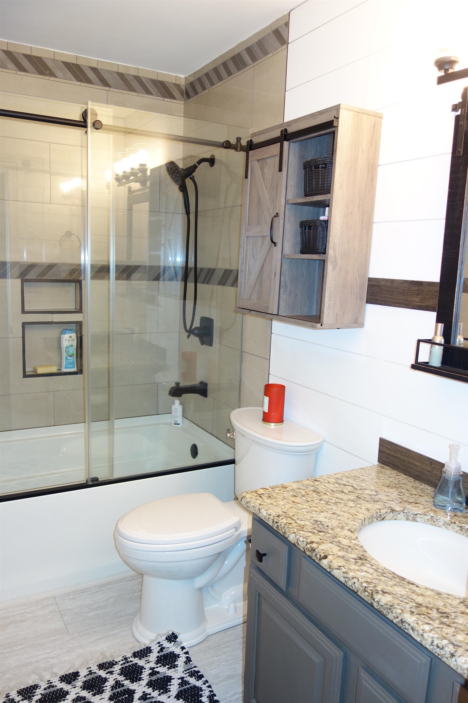 1519 E Horizon Property Photo 23