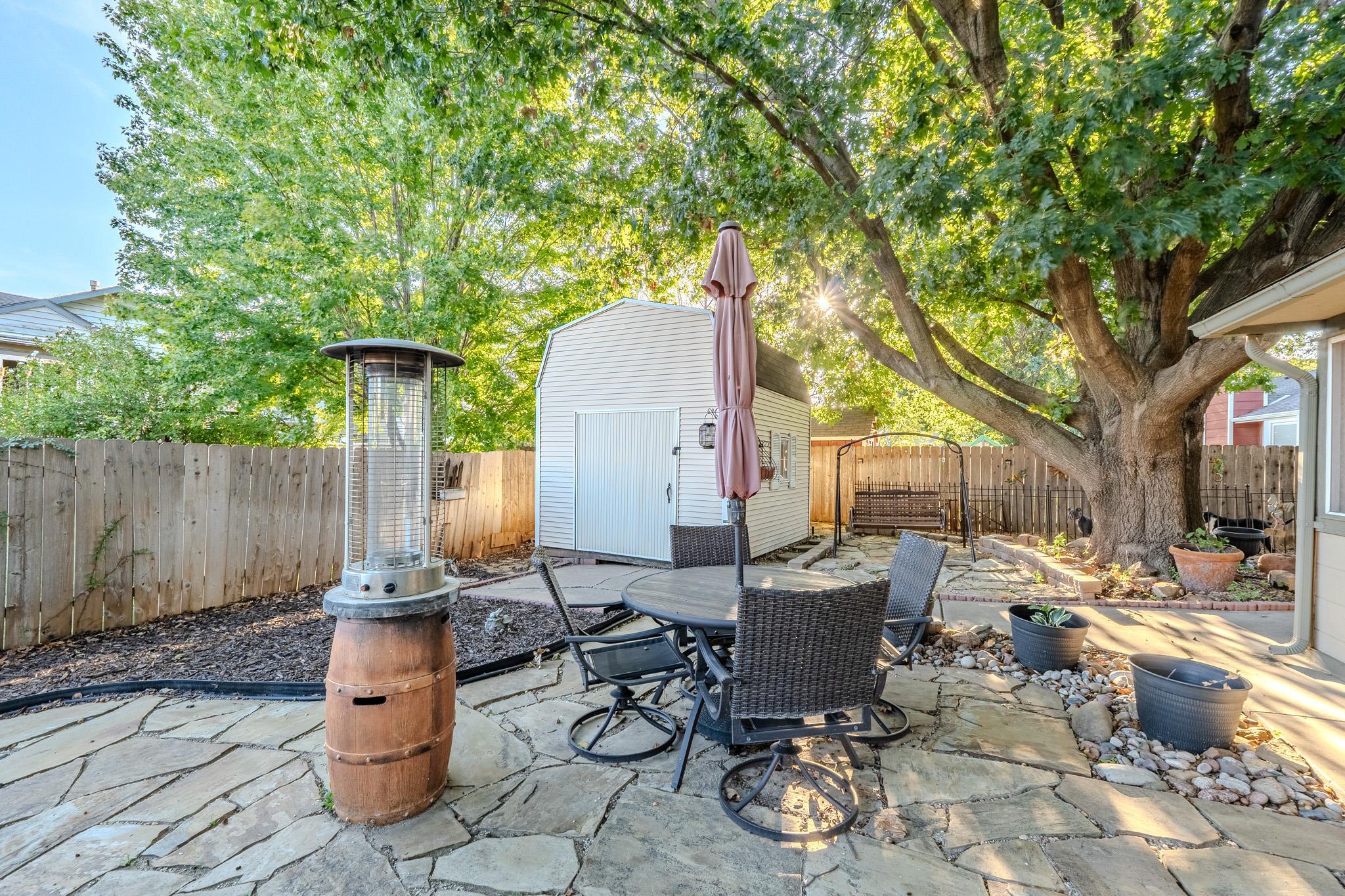 1519 E Horizon Property Photo 32