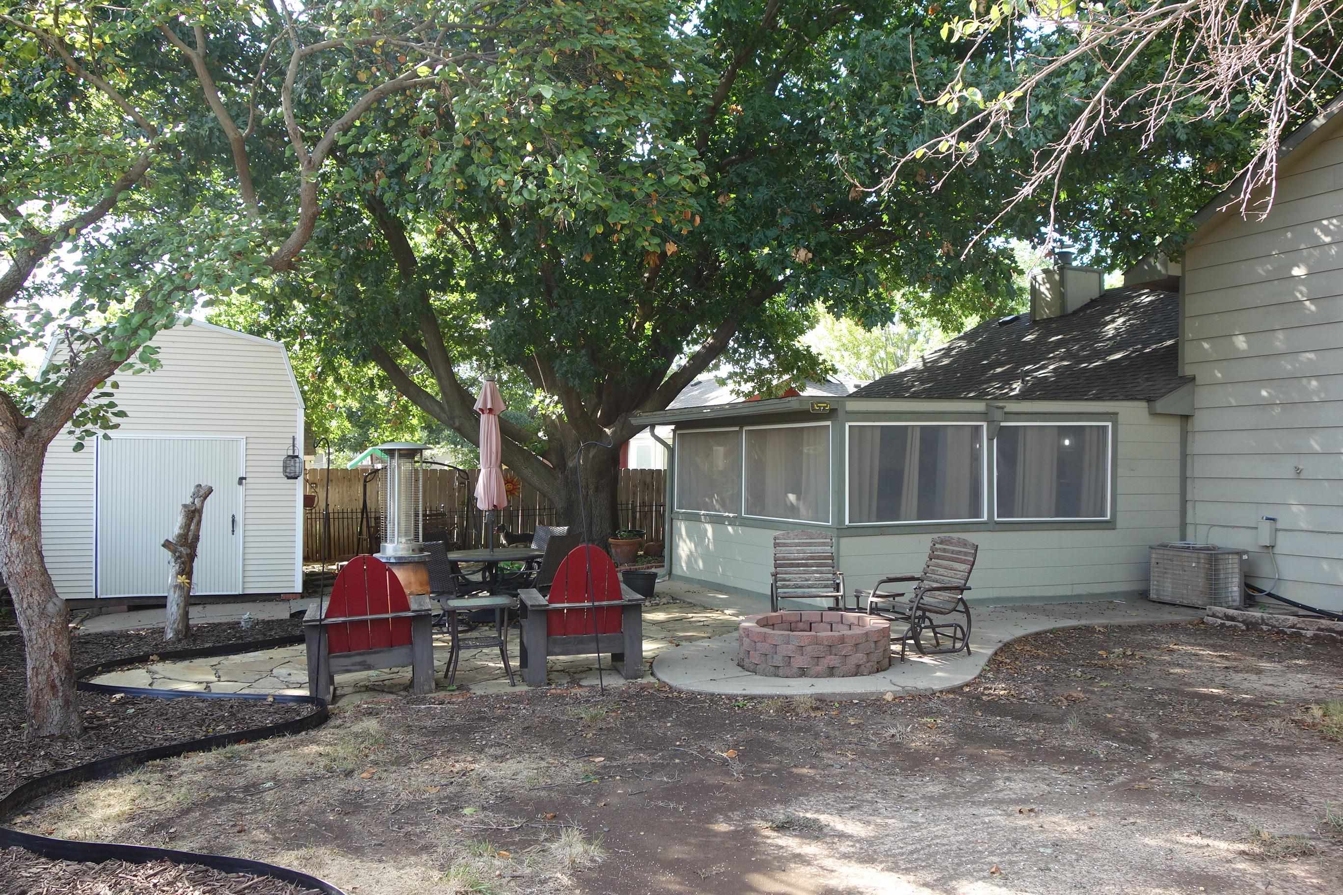 1519 E Horizon Property Photo 35