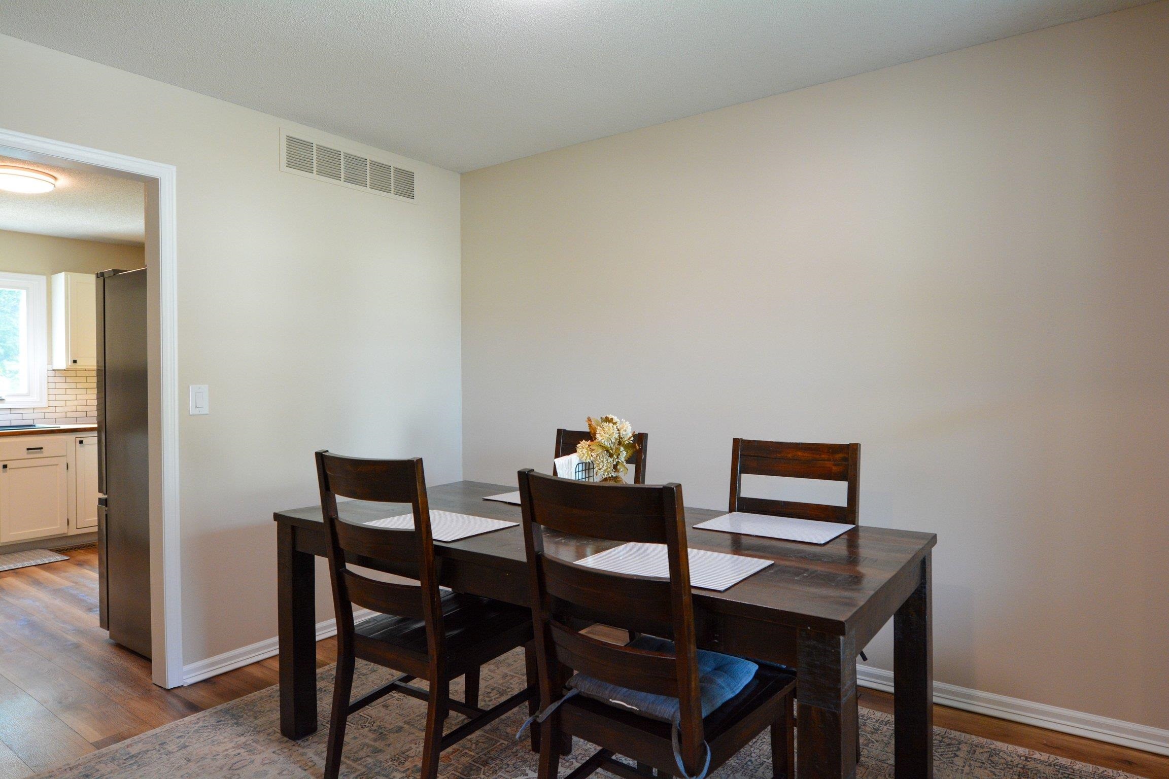 219 E Sandhill Rd. Property Photo 11