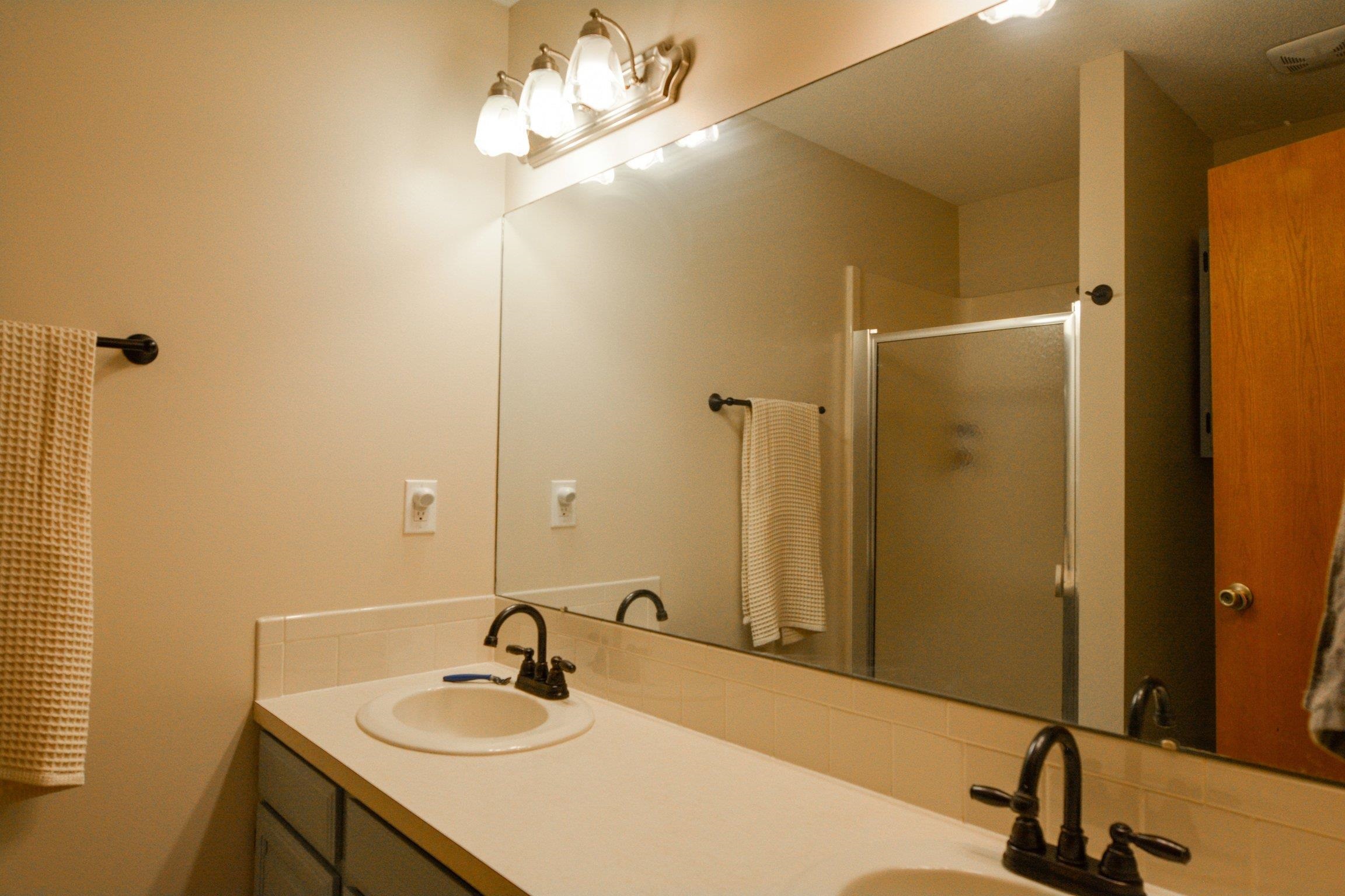 219 E Sandhill Rd. Property Photo 18