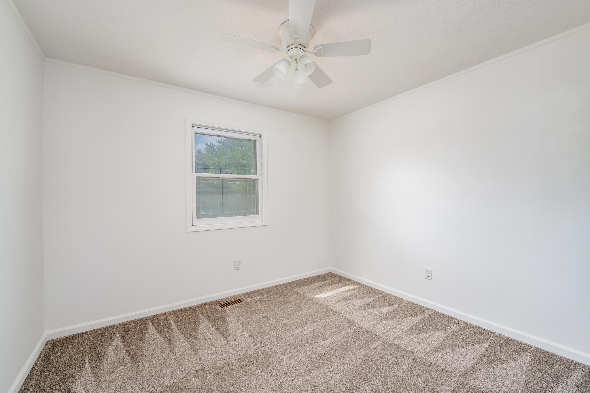 1728 N Overlook Property Photo 25