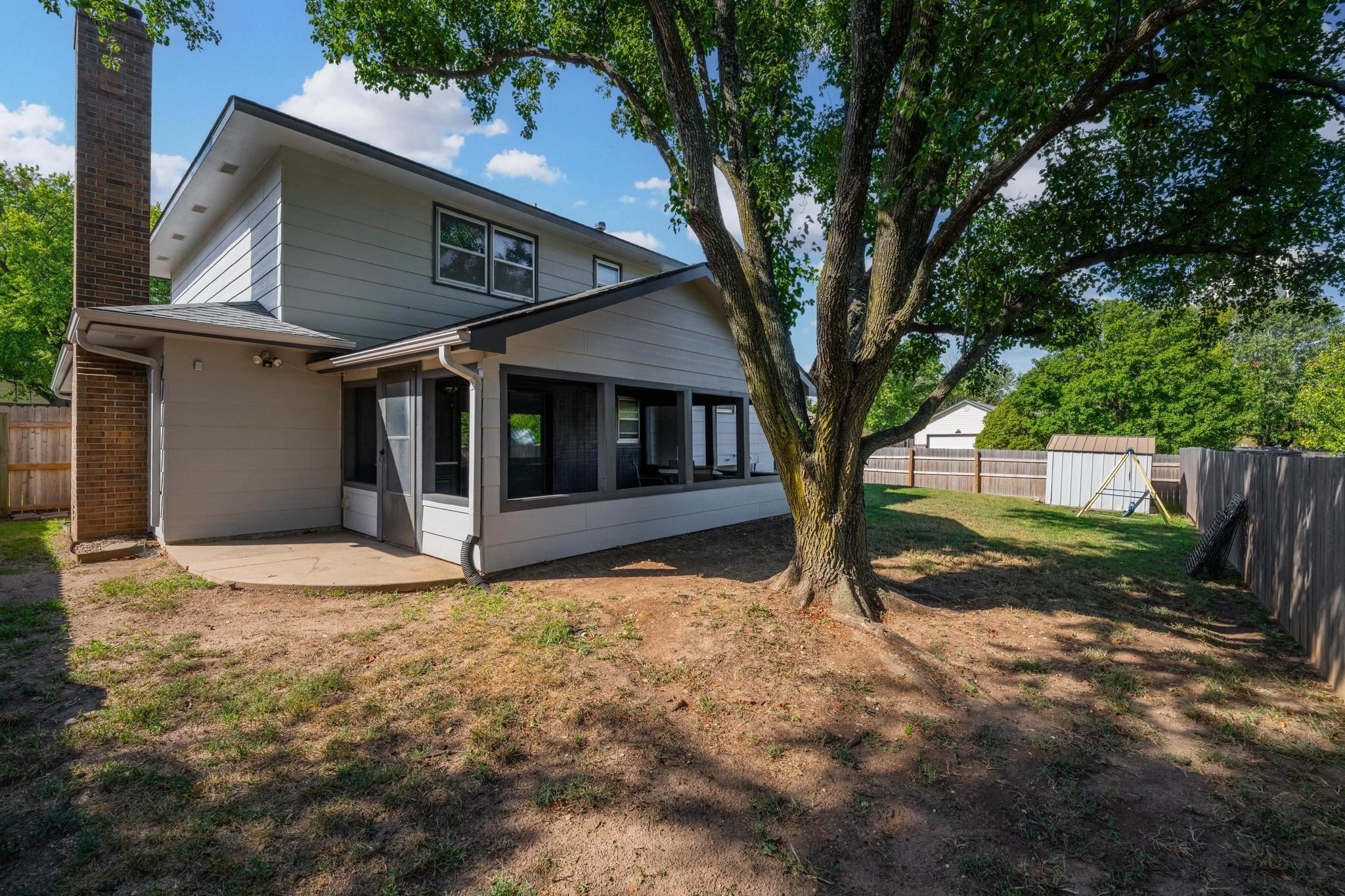 1728 N Overlook Property Photo 32