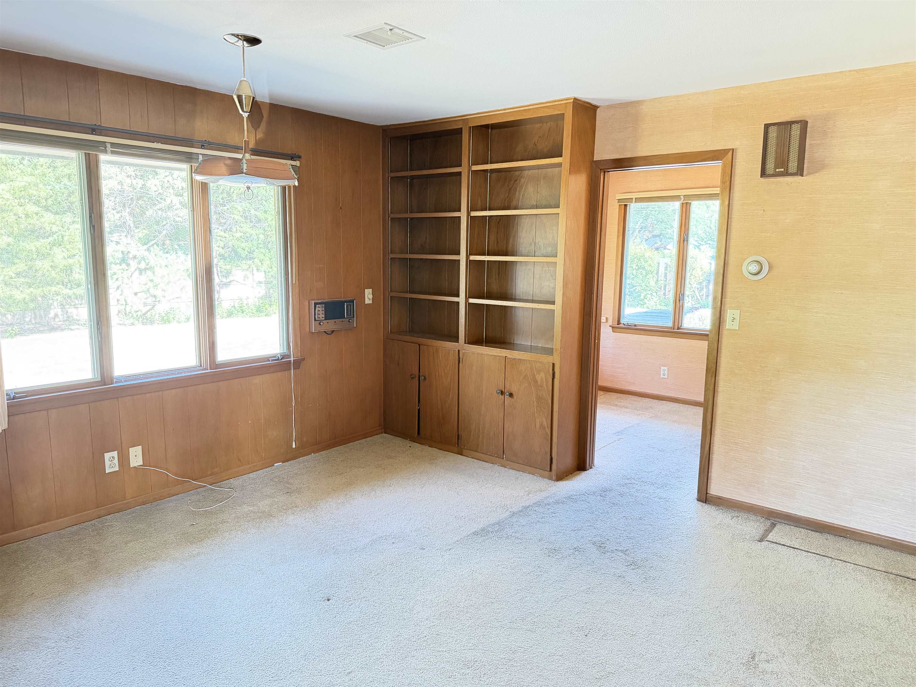 1566 N West Lynn Property Photo 15